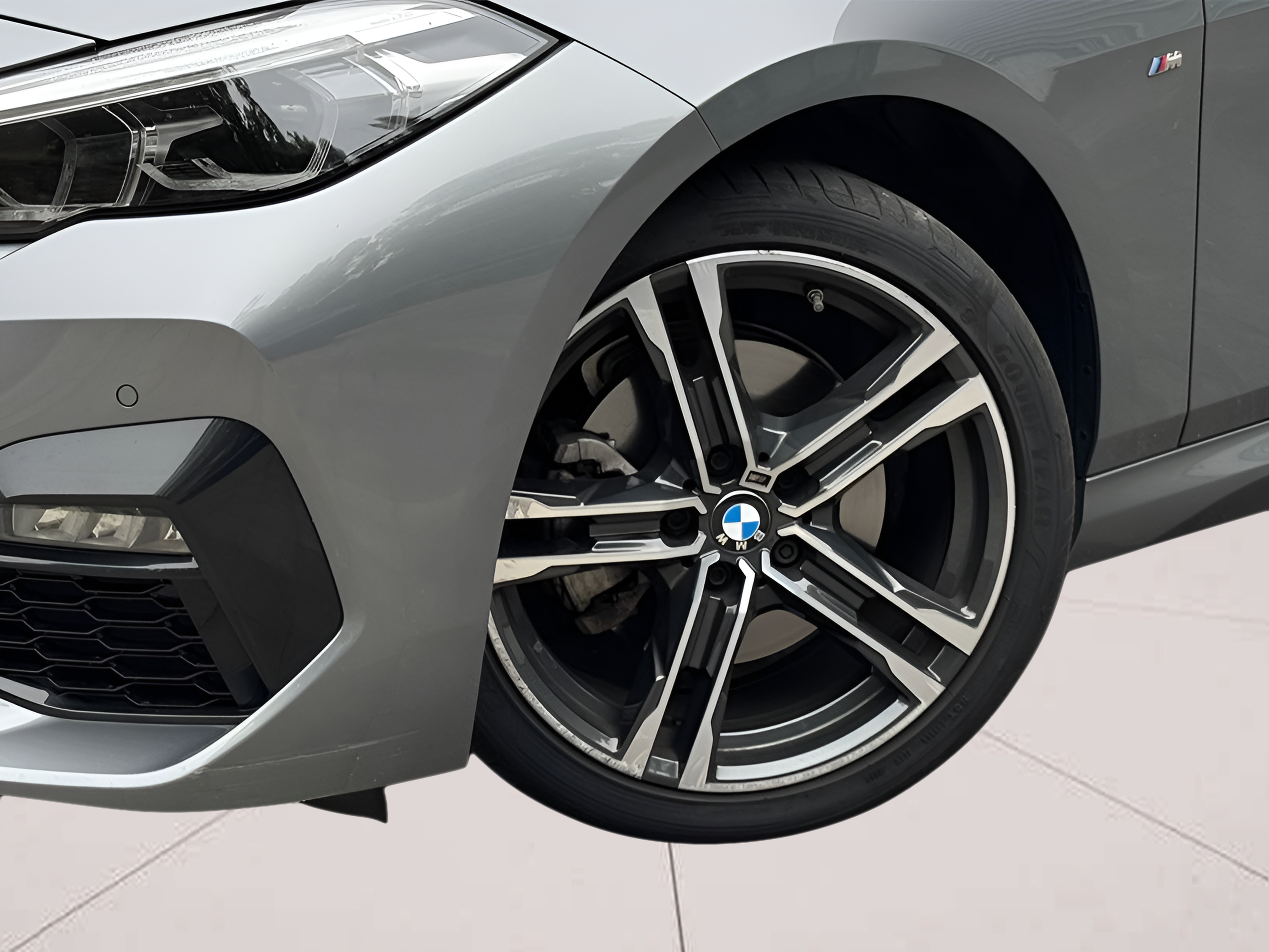 BMW Série 2 216d Gran Coupe color Gris. Año 2024. 85KW(116CV). Diesel. En concesionario BMcar Barcelos de Barcelos