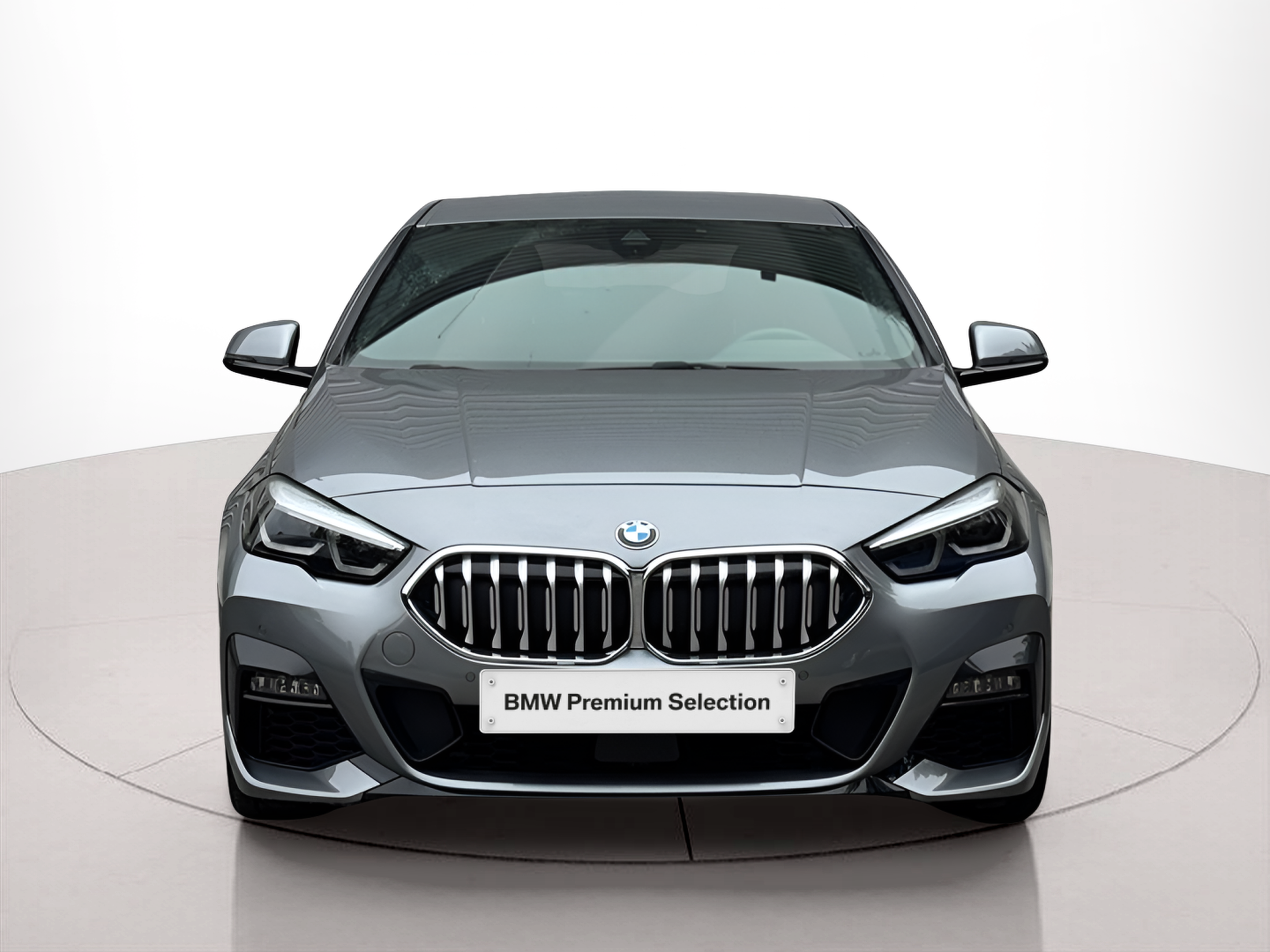 Fotos de BMW Série 2 216d Gran Coupe color Gris. Año 2024. 85KW(116CV). Diesel. En concesionario BMcar Barcelos de Barcelos
