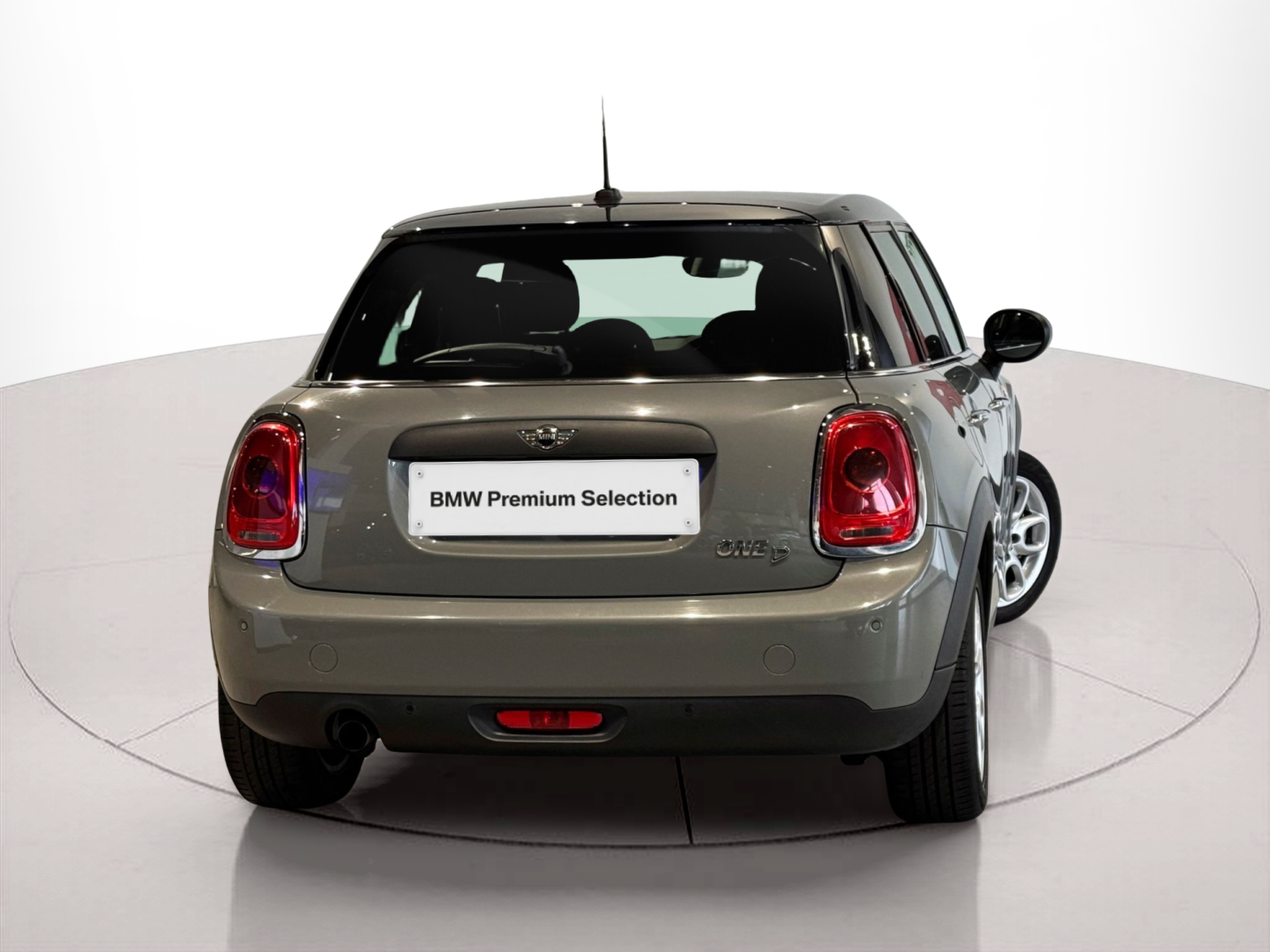 fotoG 3 del MINI MINI 5 Portas One D 70 kW (95 CV) 95cv Diesel de 2015 em Braga