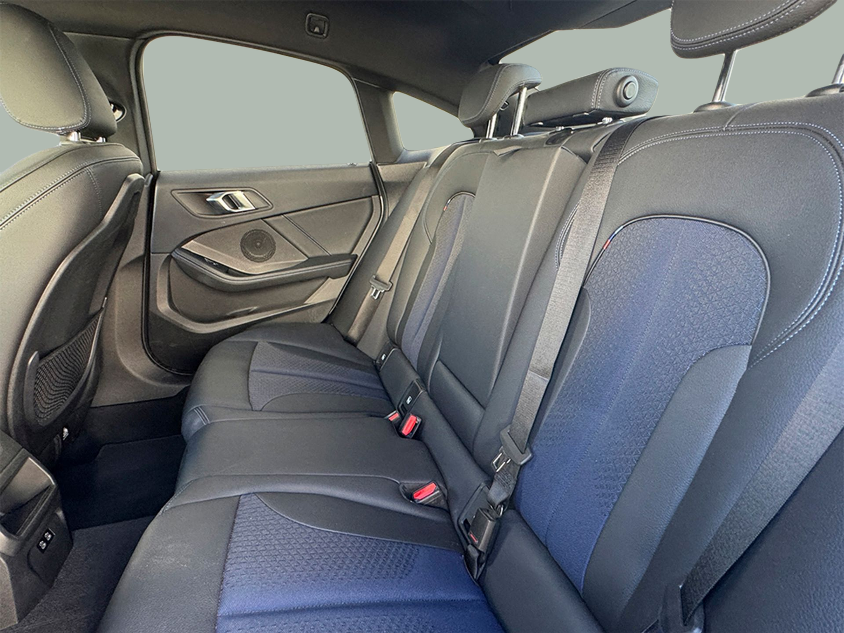 BMW Série 2 216d Gran Coupe color Gris. Año 2024. 85KW(116CV). Diesel. En concesionario BMcar Braga de Braga