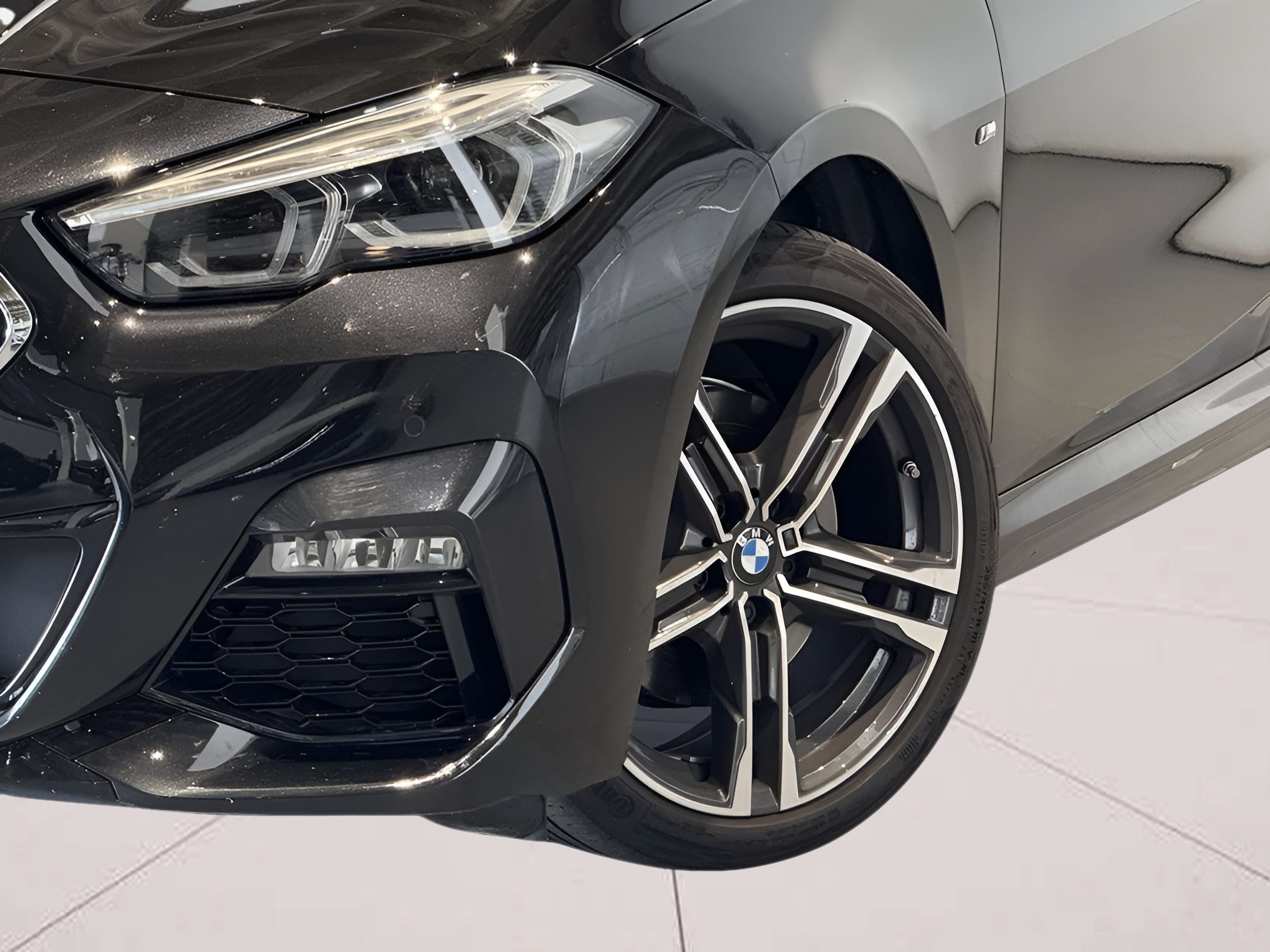 BMW Série 2 216d Gran Coupe color Negro. Año 2024. 85KW(116CV). Diesel. En concesionario BMcar Barcelos de Barcelos