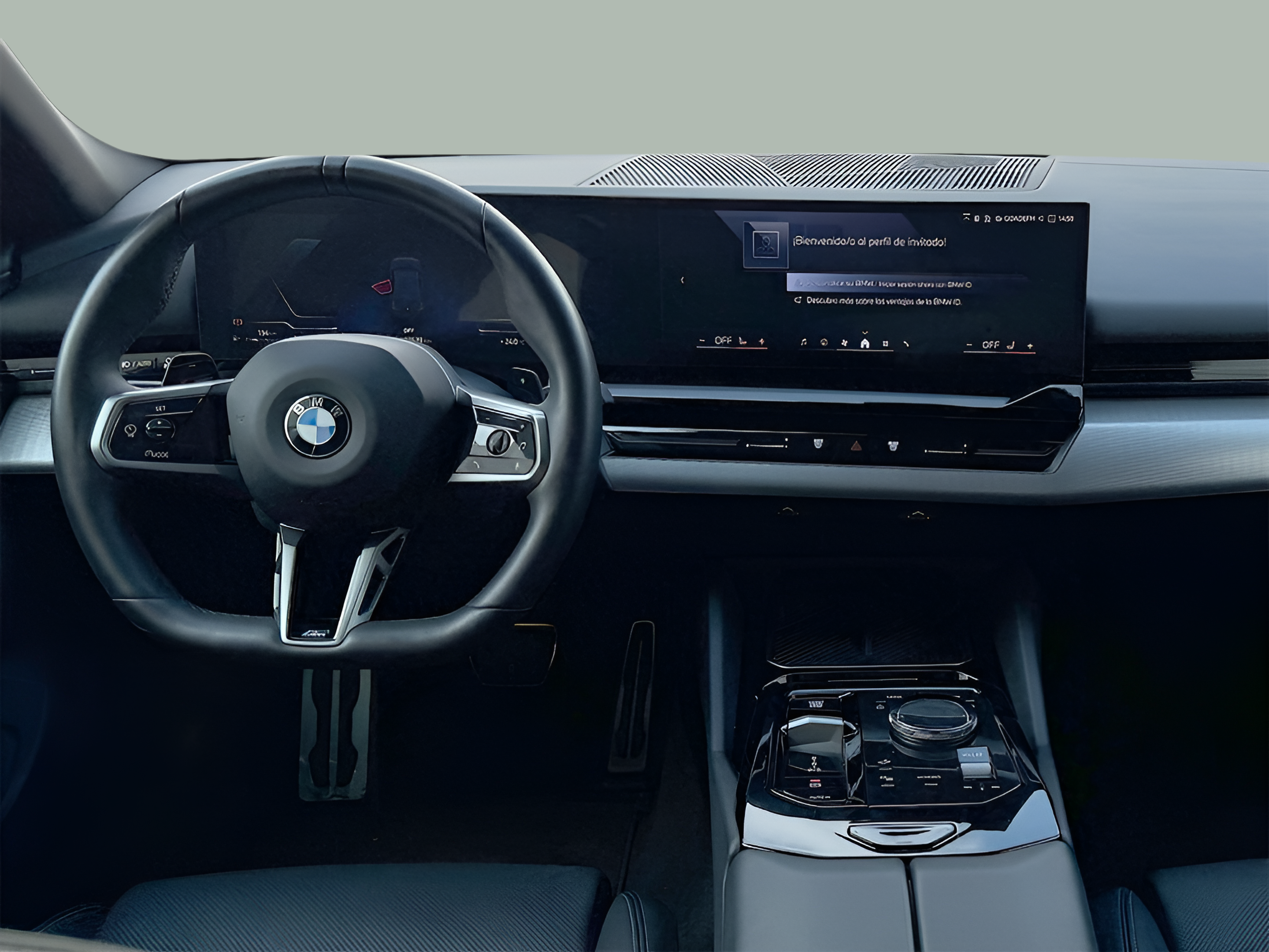 BMW Série 5 520d Berlina color Gris. Año 2024. 145KW(197CV). Diesel. En concesionario BMcar Famalicão de Vila Nova de Famalicão
