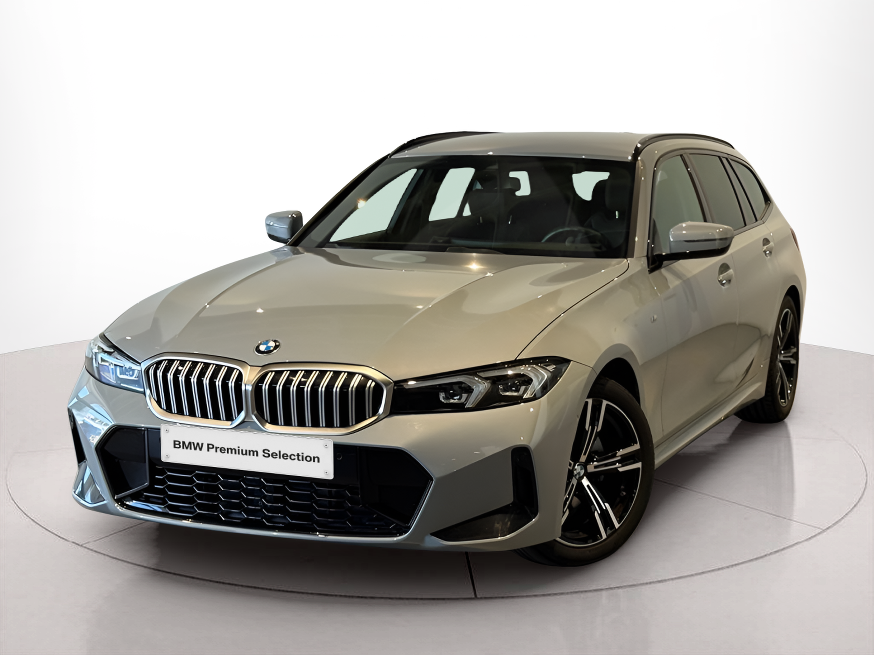 Fotos de BMW Série 3 320d Touring color Gris. Año 2024. 140KW(190CV). Diesel. En concesionario BMcar Viana do Castelo de Viana do Castelo