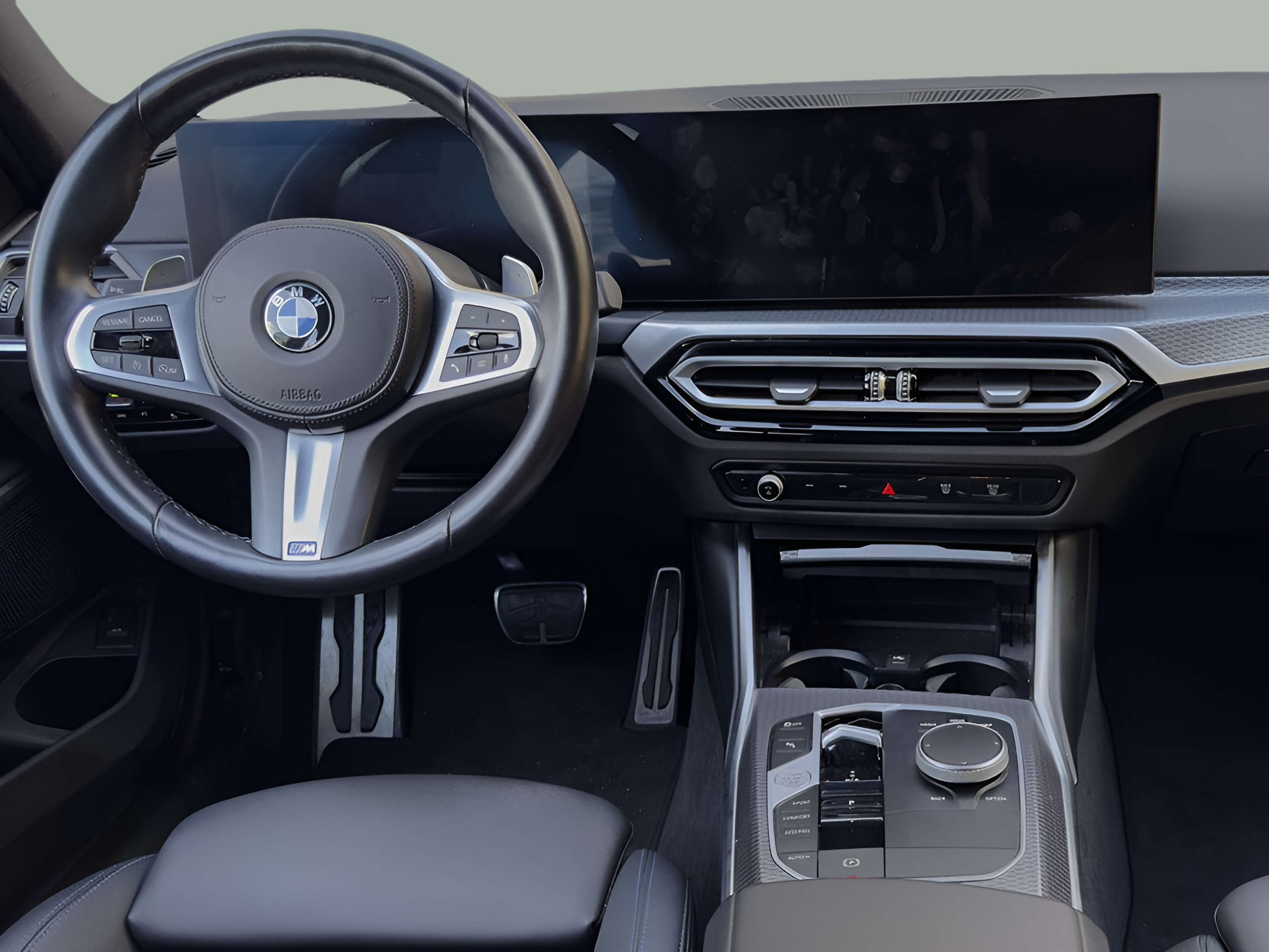 BMW Série 3 320d Touring color Azul. Año 2024. 140KW(190CV). Diesel. En concesionario BMcar Famalicão de Vila Nova de Famalicão