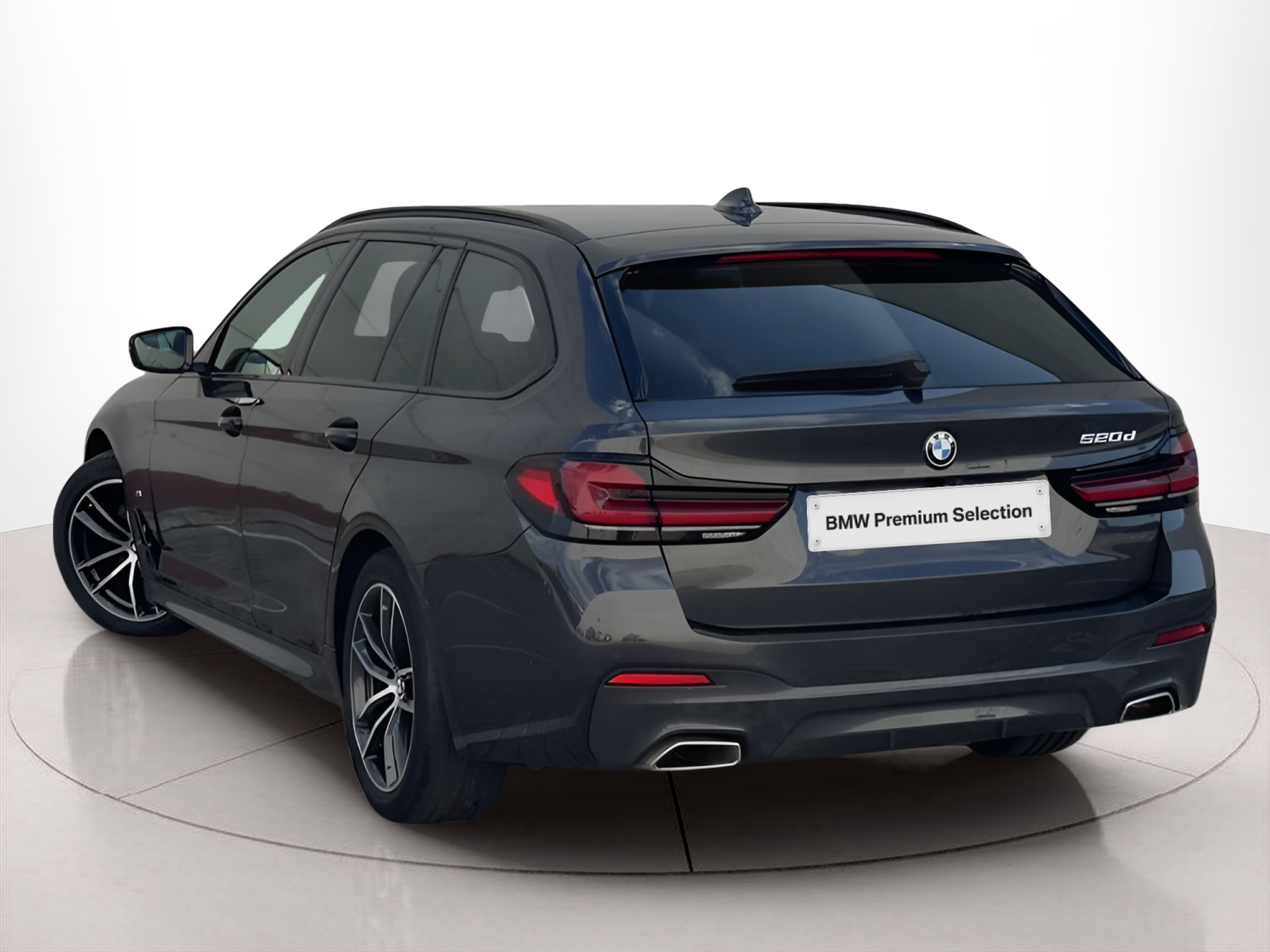 BMW Série 5 520d Touring color Gris. Año 2023. 140KW(190CV). Diesel. En concesionario BMcar Porto de Porto