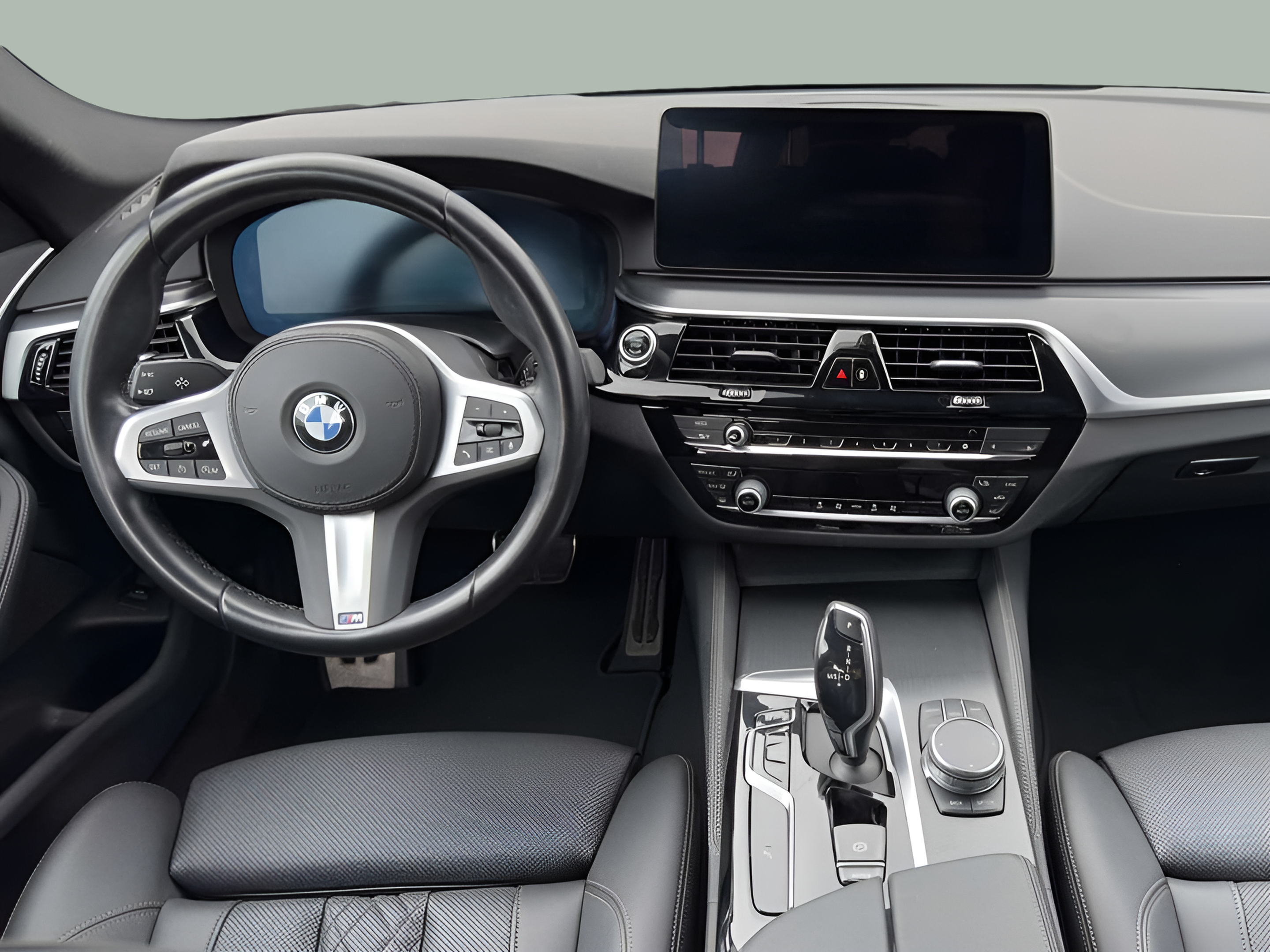 BMW Série 5 520d Touring color Gris. Año 2023. 140KW(190CV). Diesel. En concesionario BMcar Porto de Porto