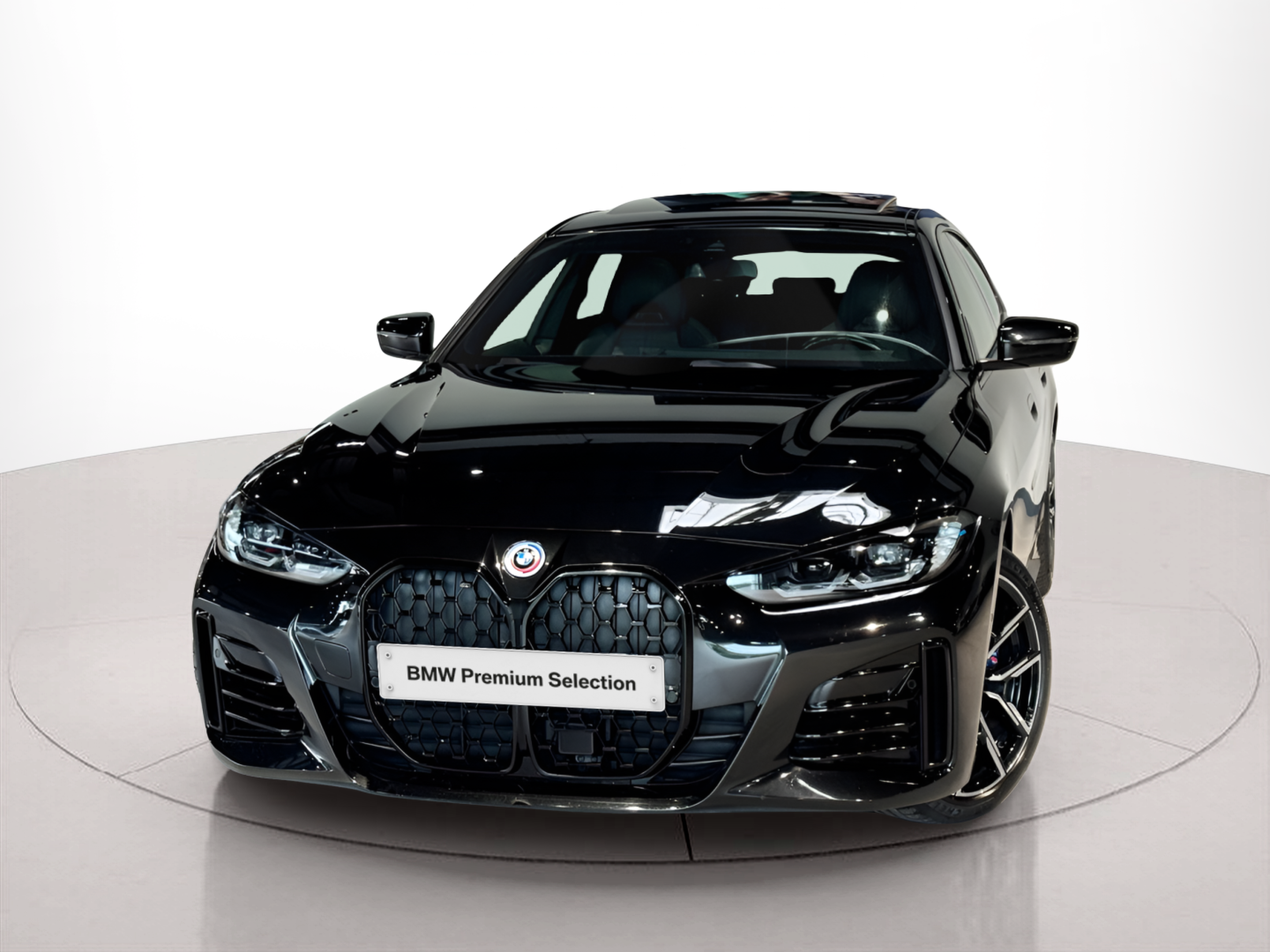 Fotos de BMW Série 4 430d Berlina color Negro. Año 2023. 210KW(286CV). Diesel. En concesionario BMcar Guimarães de Guimarães