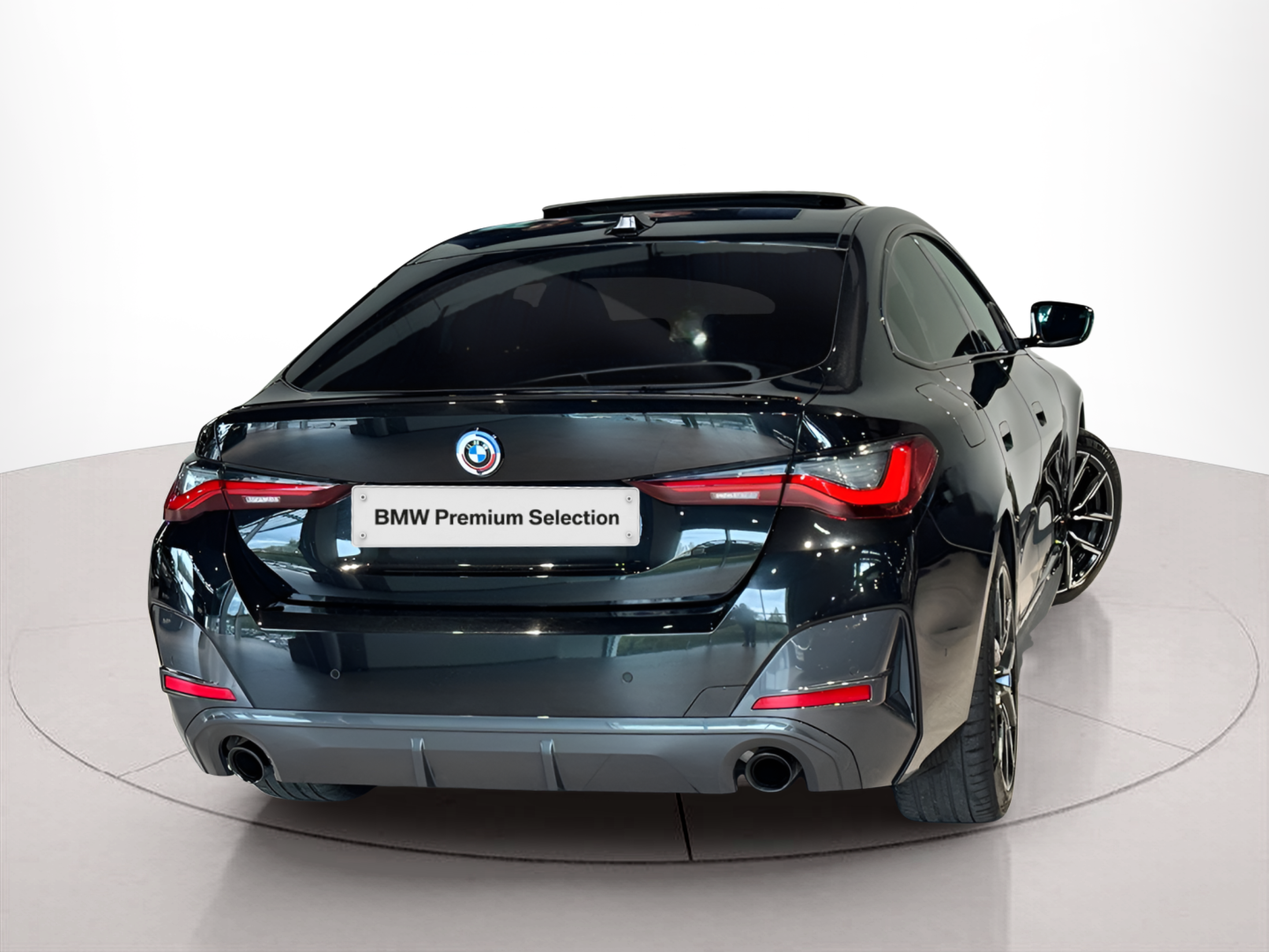 BMW Série 4 430d Berlina color Negro. Año 2023. 210KW(286CV). Diesel. En concesionario BMcar Guimarães de Guimarães