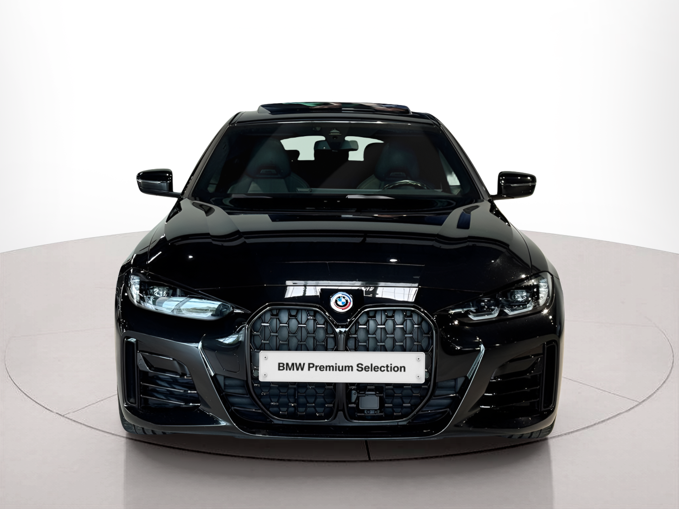 Fotos de BMW Série 4 430d Berlina color Negro. Año 2023. 210KW(286CV). Diesel. En concesionario BMcar Guimarães de Guimarães