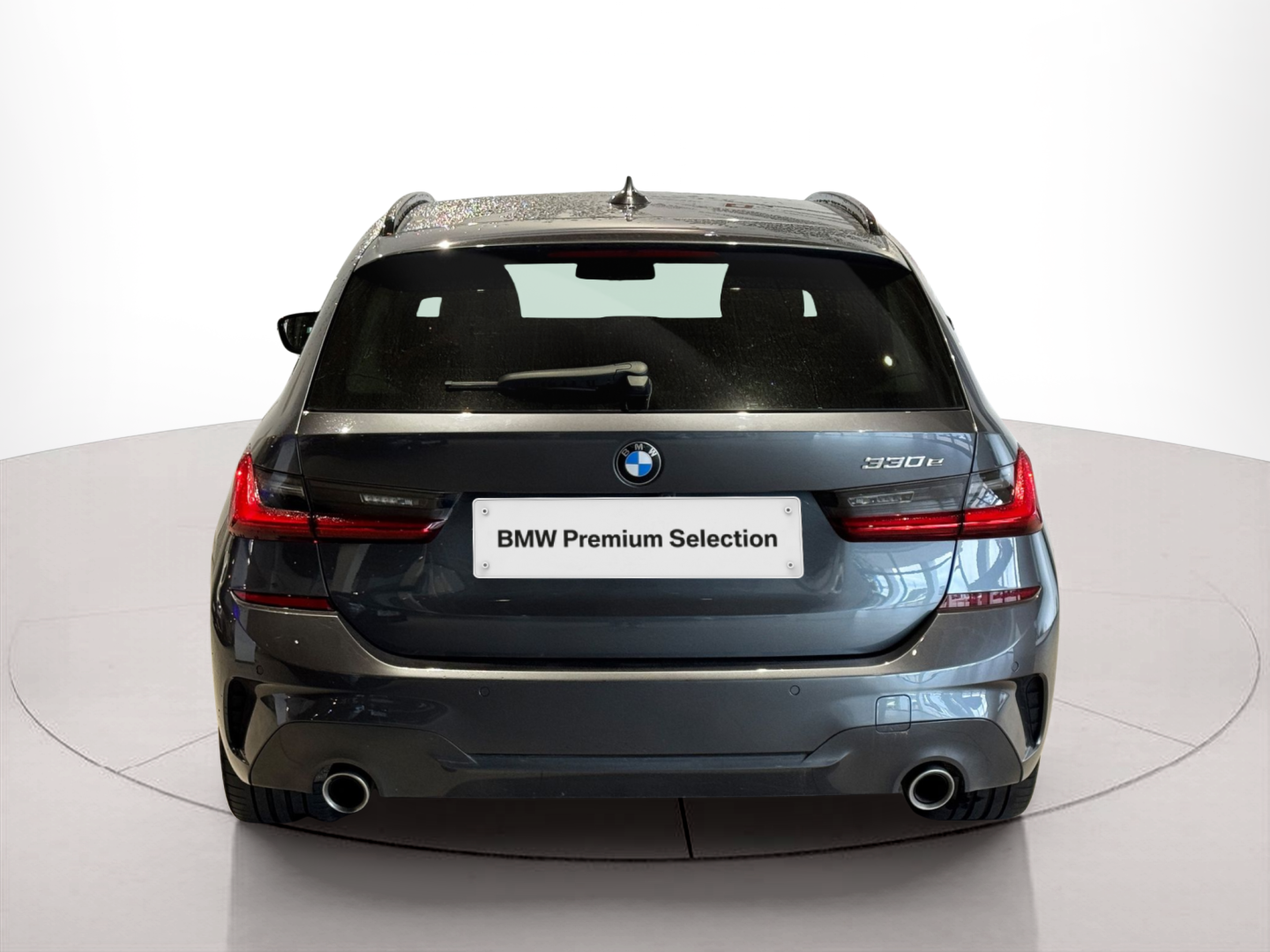 BMW Série 3 330e Touring color Gris. Año 2020. 215KW(292CV). Elétrico / Gasolina Híbrido. En concesionario BMcar Braga de Braga