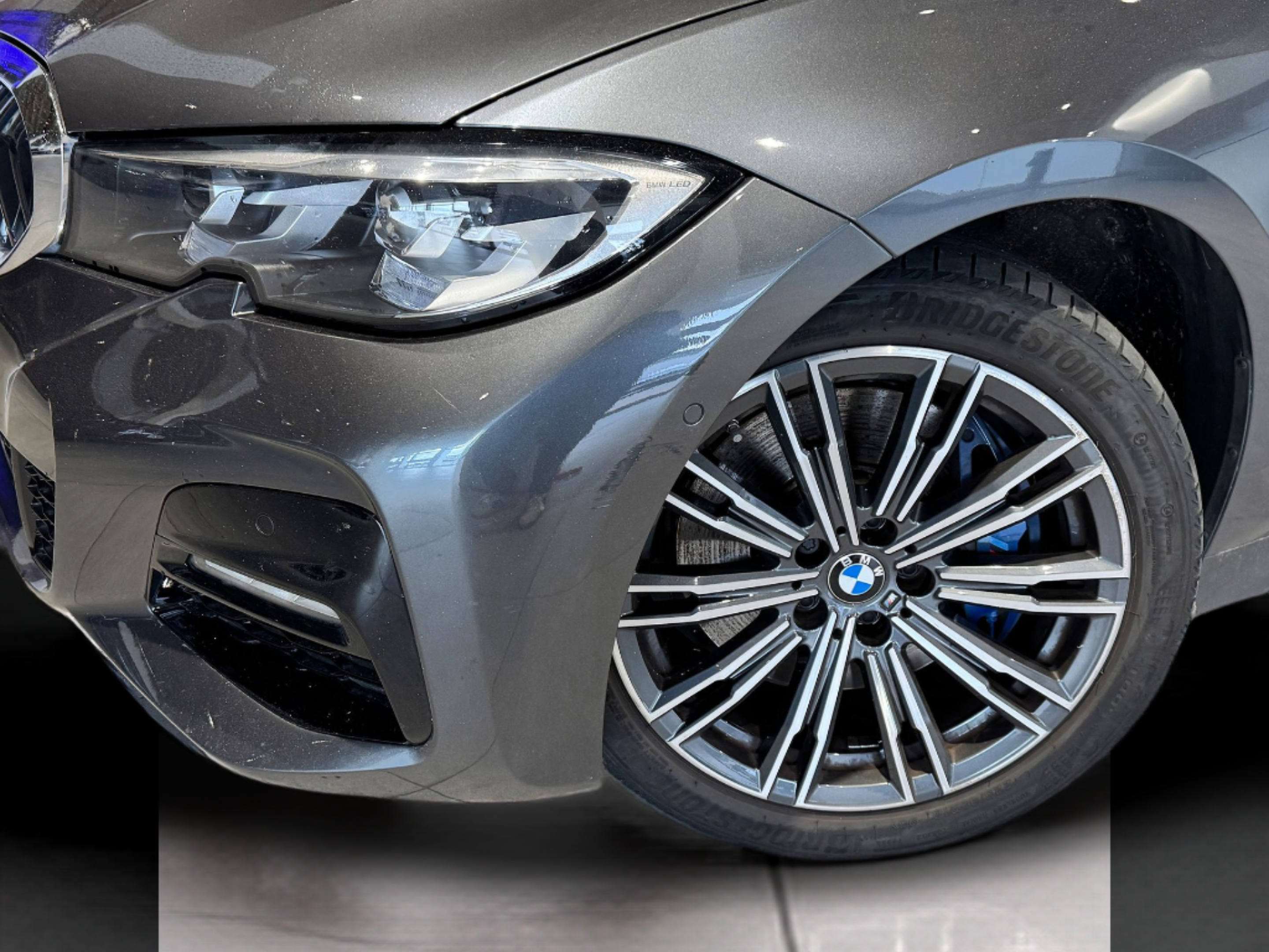 BMW Série 3 330e Touring color Gris. Año 2020. 215KW(292CV). Elétrico / Gasolina Híbrido. En concesionario BMcar Braga de Braga
