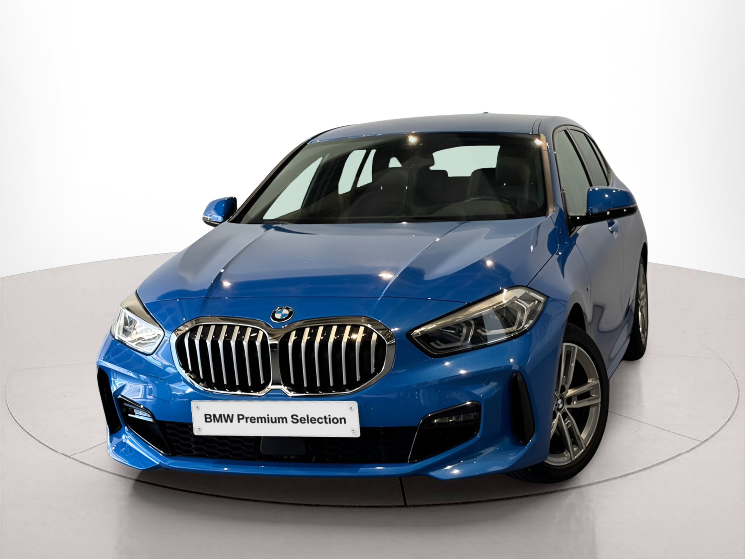 Fotos de BMW Série 1 116d color Azul. Año 2024. 85KW(116CV). Diesel. En concesionario BMcar Famalicão de Vila Nova de Famalicão