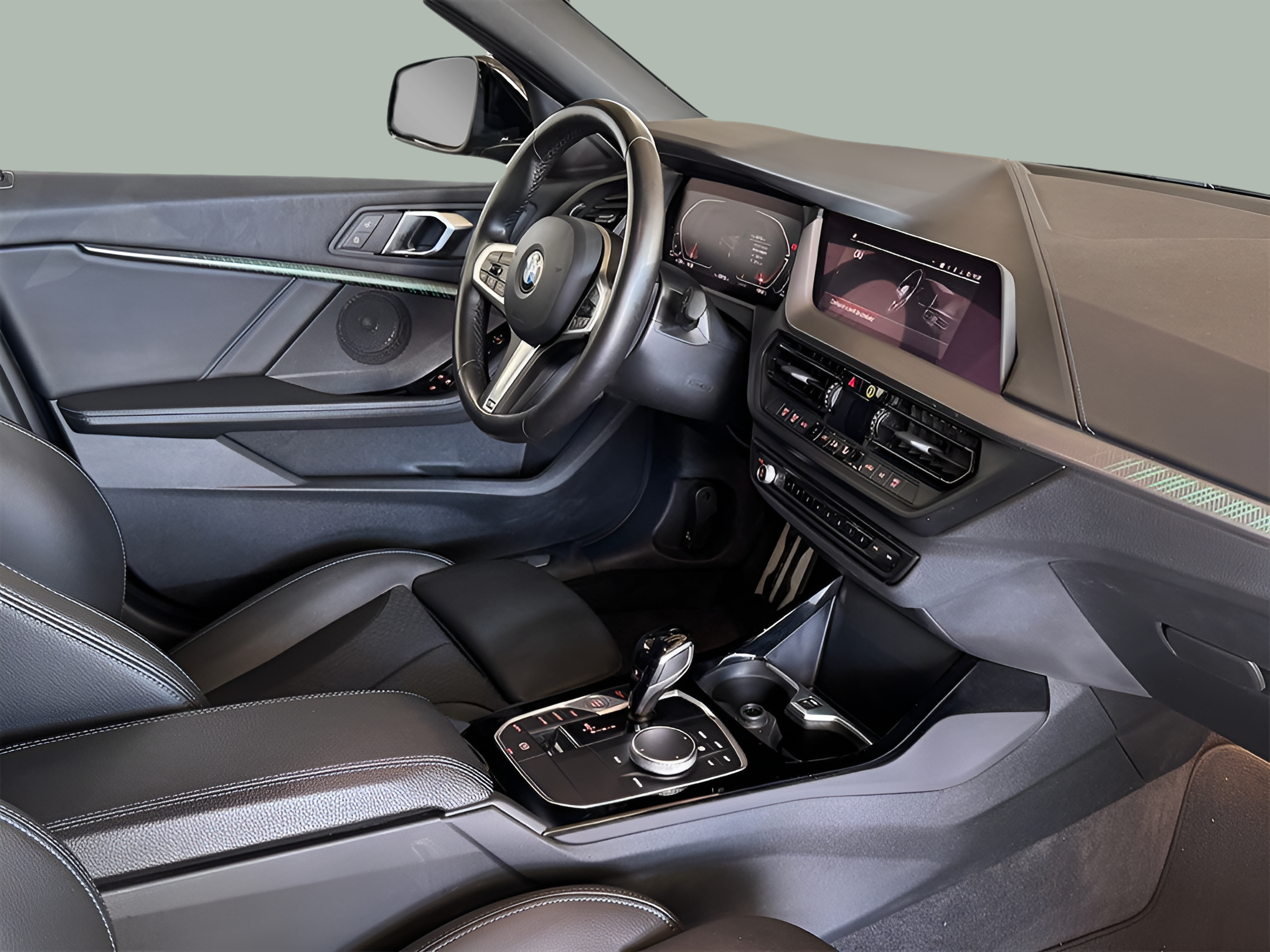 BMW Série 1 116d color Negro. Año 2024. 85KW(116CV). Diesel. En concesionario BMcar Póvoa Varzim de Póvoa de Varzim
