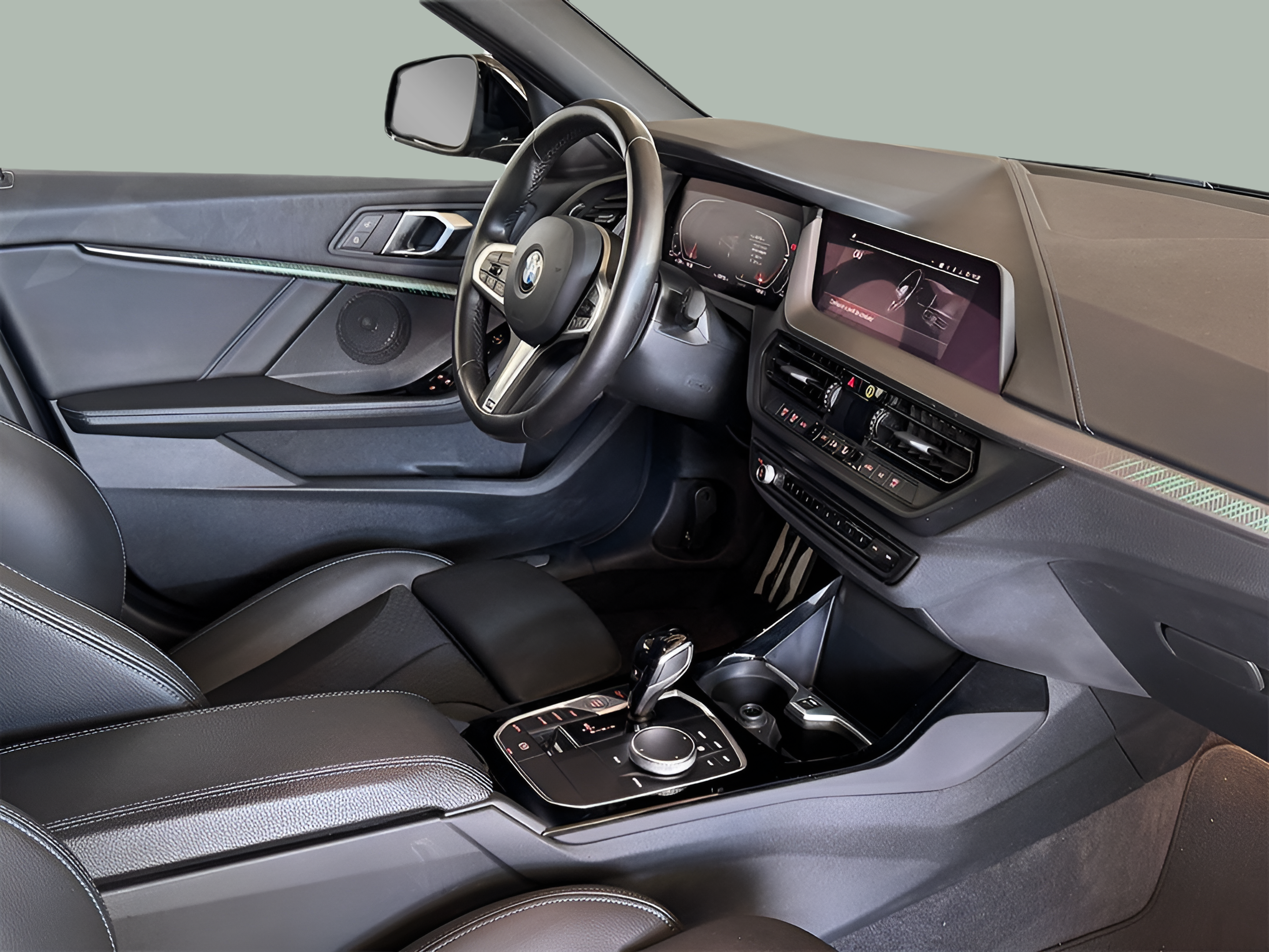 BMW Série 1 116d color Negro. Año 2024. 85KW(116CV). Diesel. En concesionario BMcar Braga de Braga