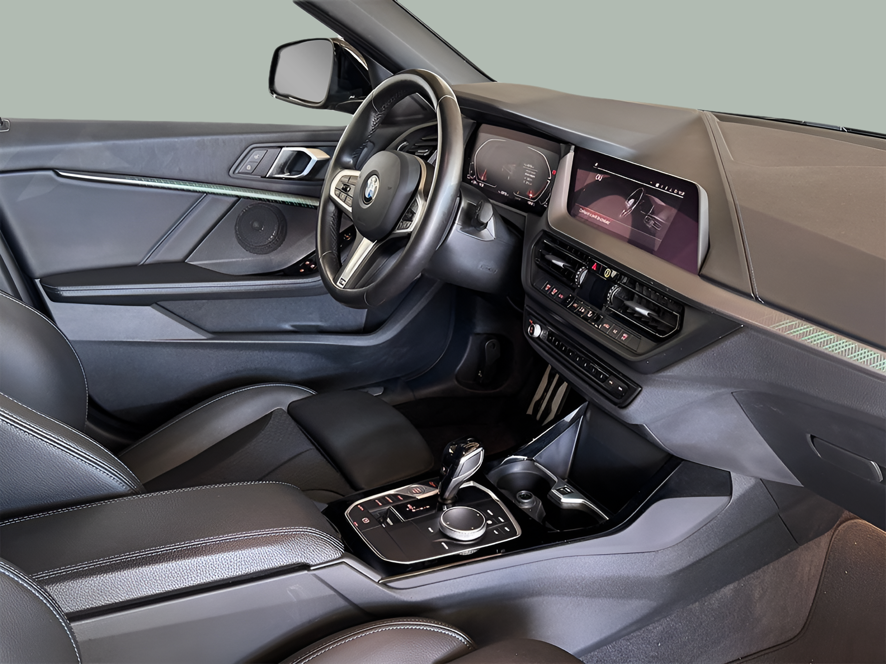 BMW Série 1 116d color Negro. Año 2024. 85KW(116CV). Diesel. En concesionario BMcar Braga de Braga