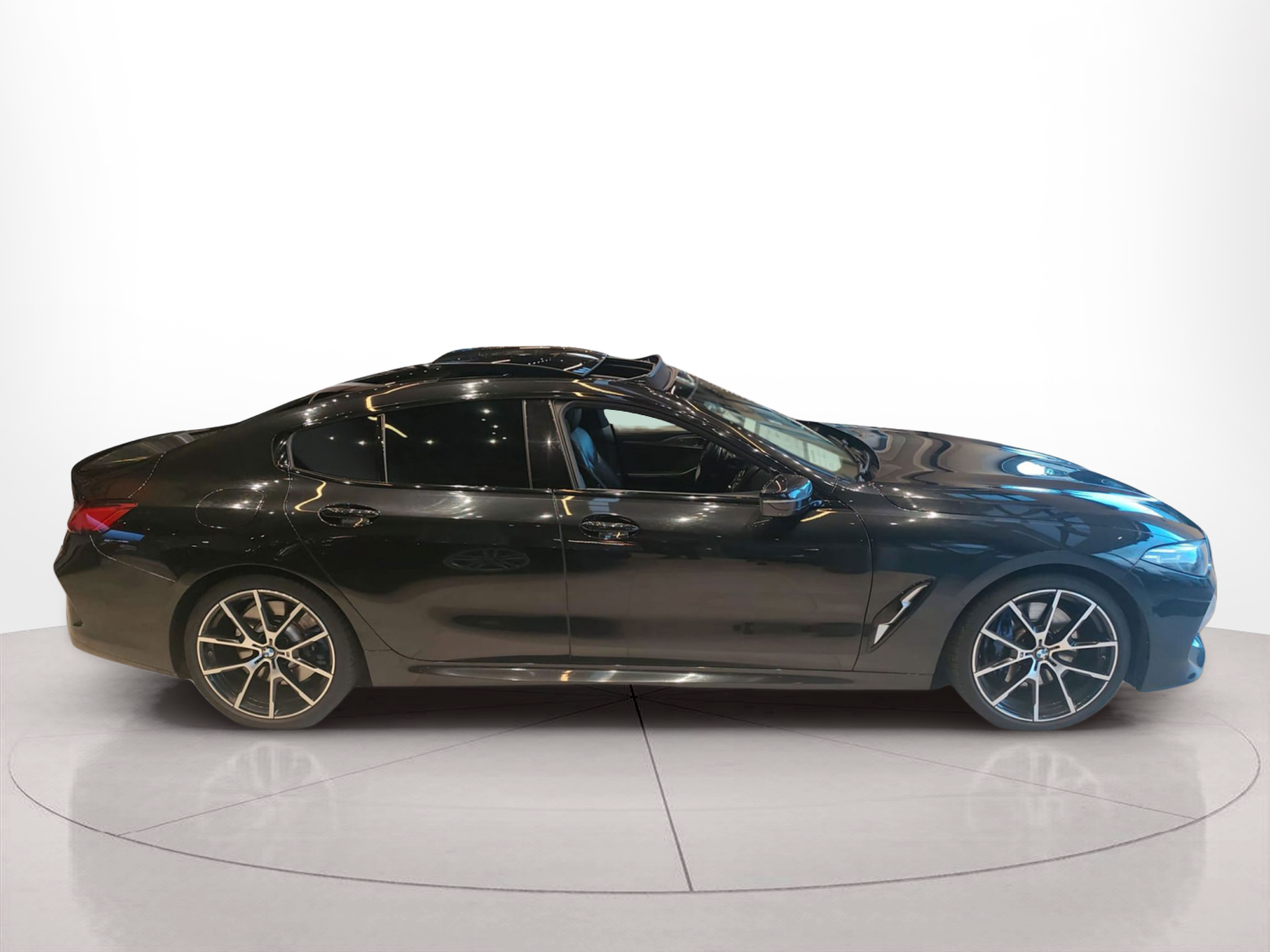Fotos de BMW Série 8 840d Gran Coupe color Negro. Año 2021. 250KW(340CV). Diesel. En concesionario BMcar Barcelos de Barcelos