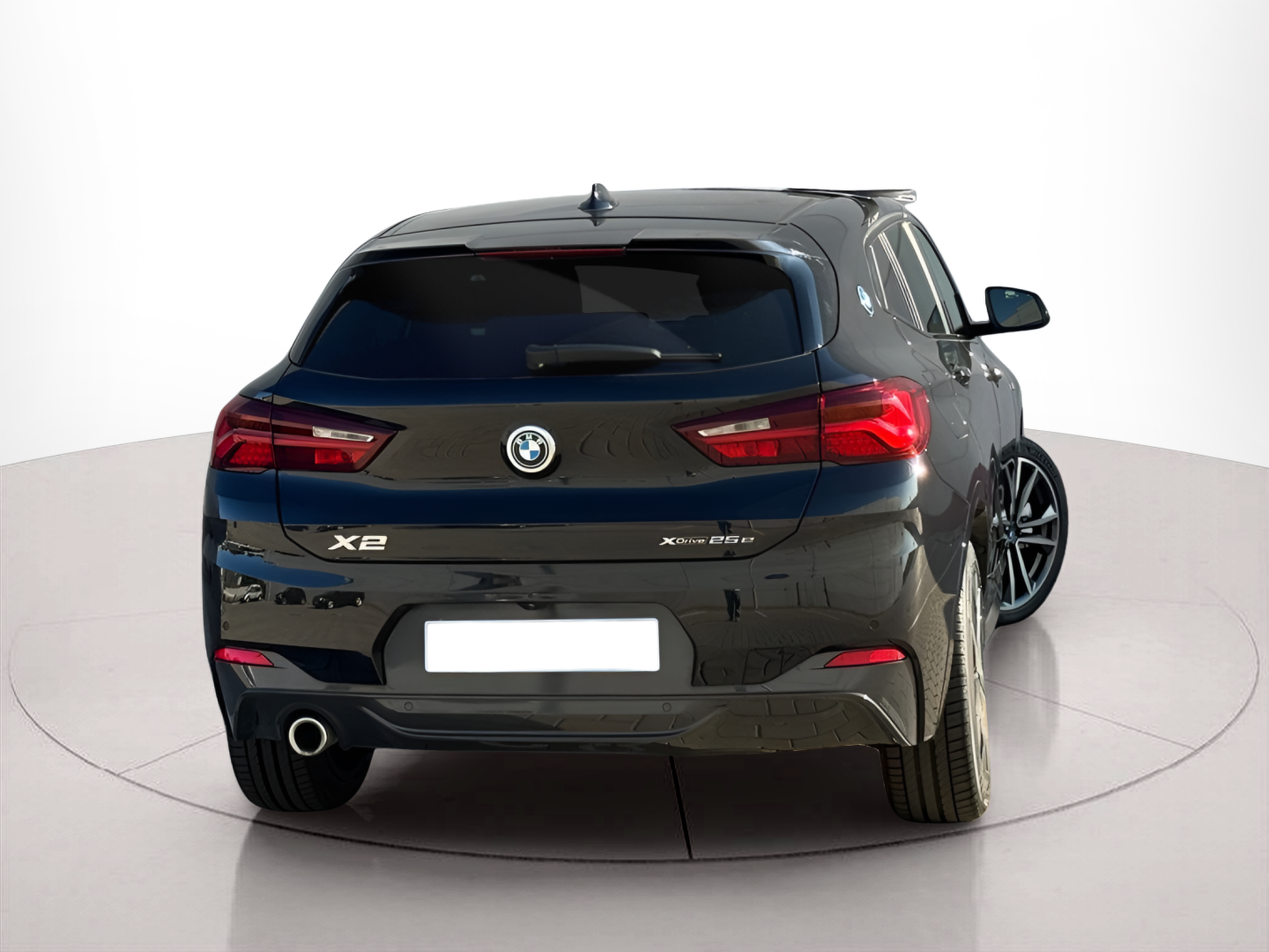 BMW X2 xDrive25e color Negro. Año 2023. 162KW(220CV). Elétrico / Gasolina Híbrido. En concesionario BMcar Braga de Braga