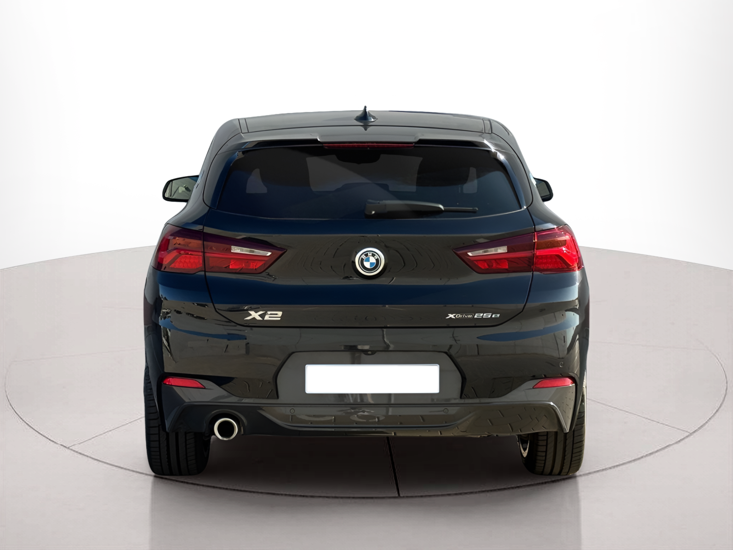 BMW X2 xDrive25e color Negro. Año 2023. 162KW(220CV). Elétrico / Gasolina Híbrido. En concesionario BMcar Braga de Braga