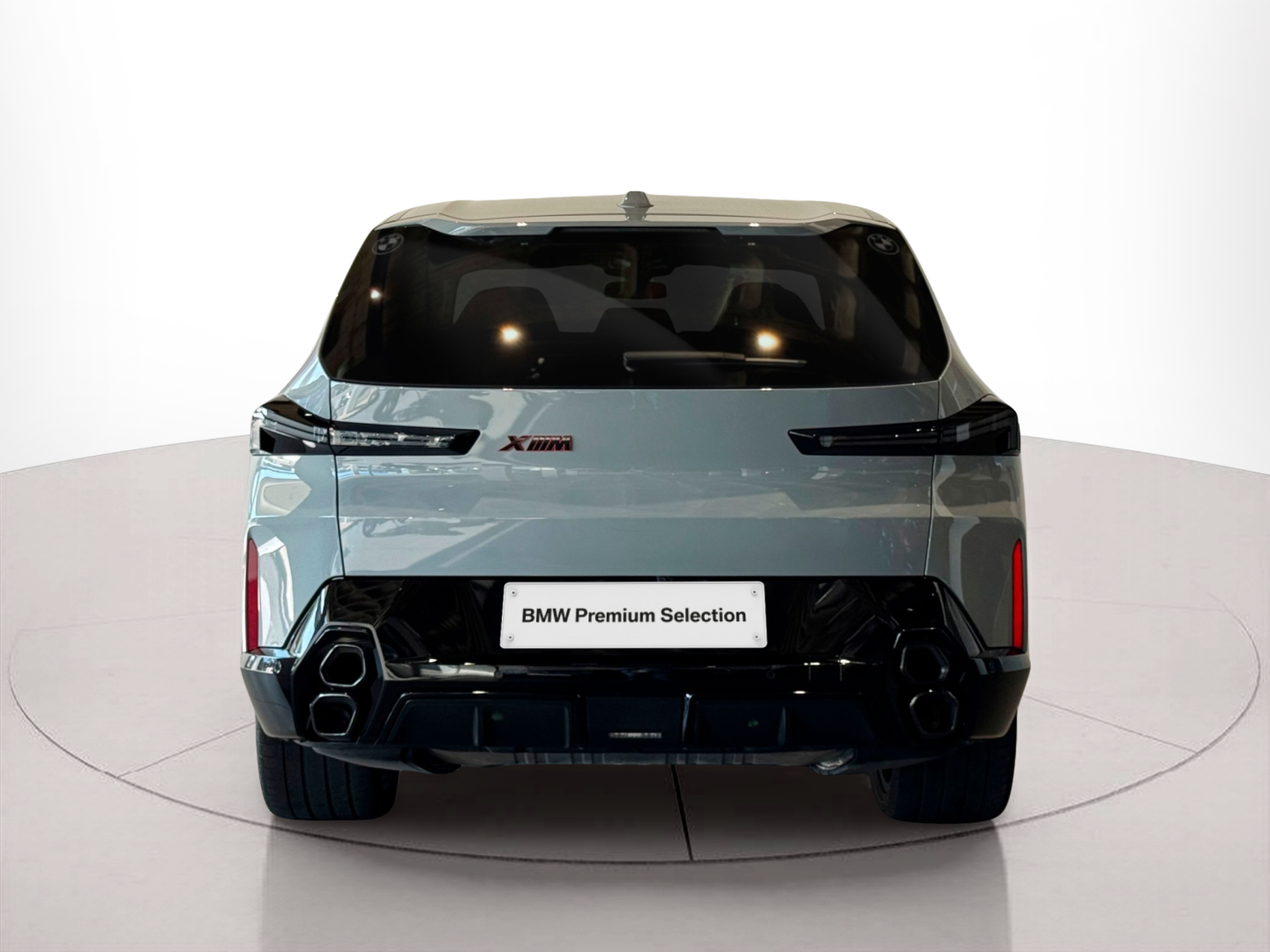 BMW XM 4.4 PHEV color Gris. Año 2024. 550KW(748CV). Elétrico / Gasolina Híbrido. En concesionario BMcar Porto de Porto