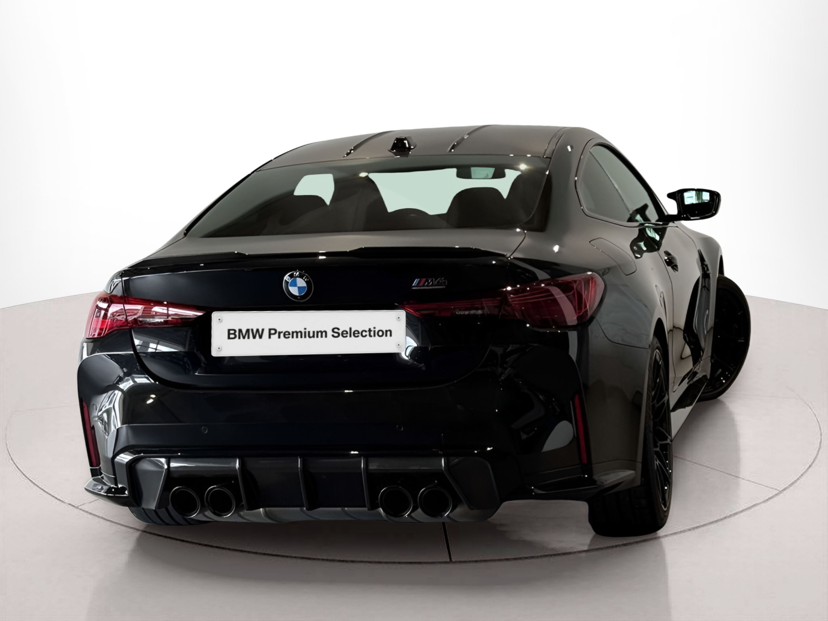 BMW M M4 Competition Coupé color Negro. Año 2024. 390KW(530CV). Gasolina. En concesionario BMcar Famalicão de Vila Nova de Famalicão