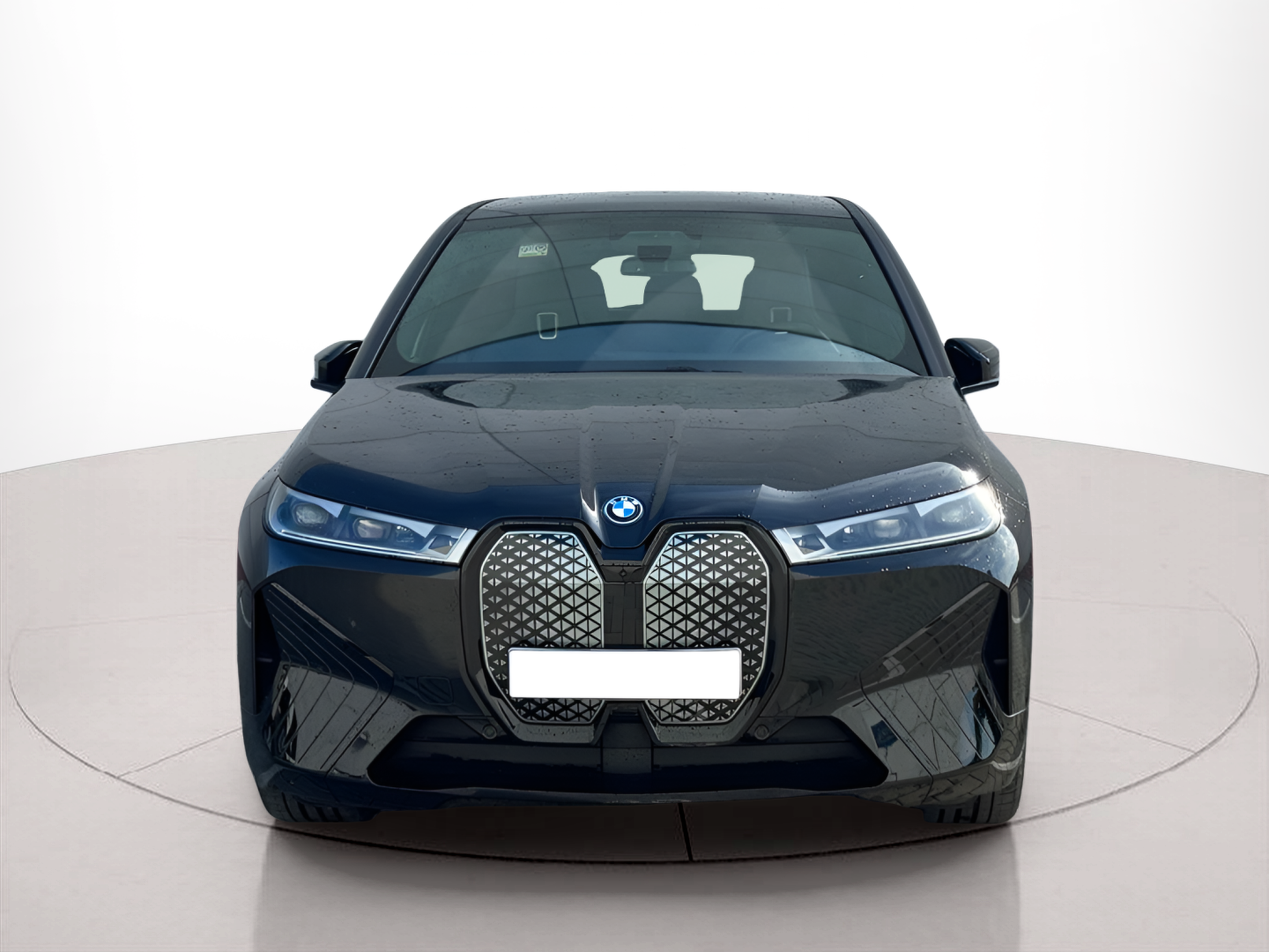Fotos de BMW iX xDrive50 color Negro. Año 2023. 385KW(523CV). Elétrico. En concesionario BMcar Famalicão de Vila Nova de Famalicão
