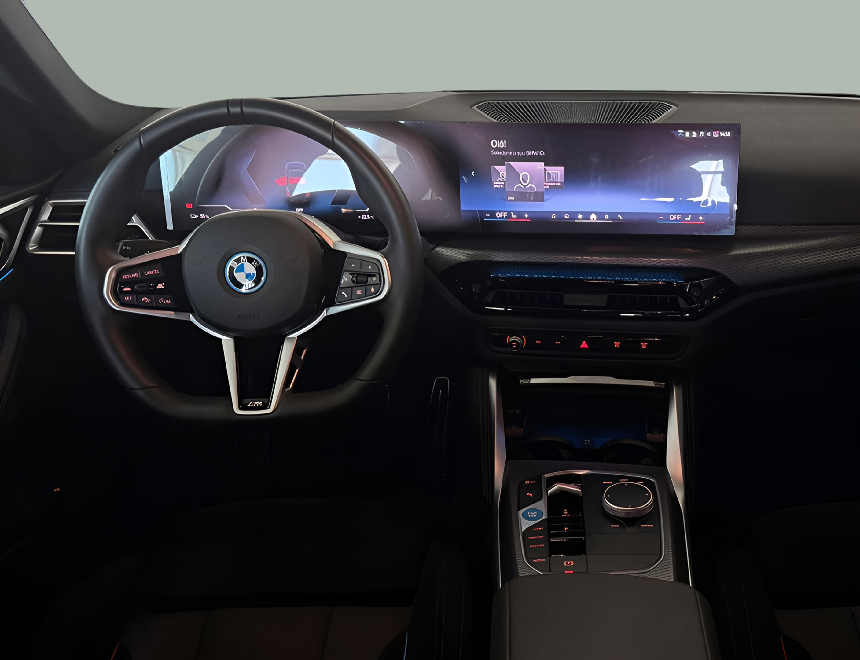 BMW i4 i4 eDrive40 color Negro. Año 2024. 250KW(340CV). Elétrico. En concesionario BMcar Póvoa Varzim de Póvoa de Varzim