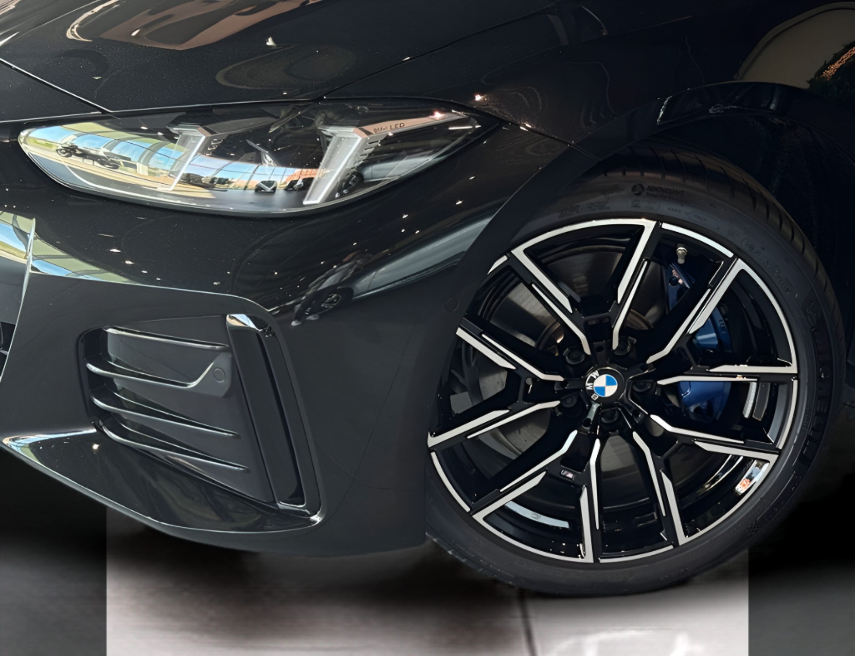 BMW i4 i4 eDrive40 color Negro. Año 2024. 250KW(340CV). Elétrico. En concesionario BMcar Póvoa Varzim de Póvoa de Varzim