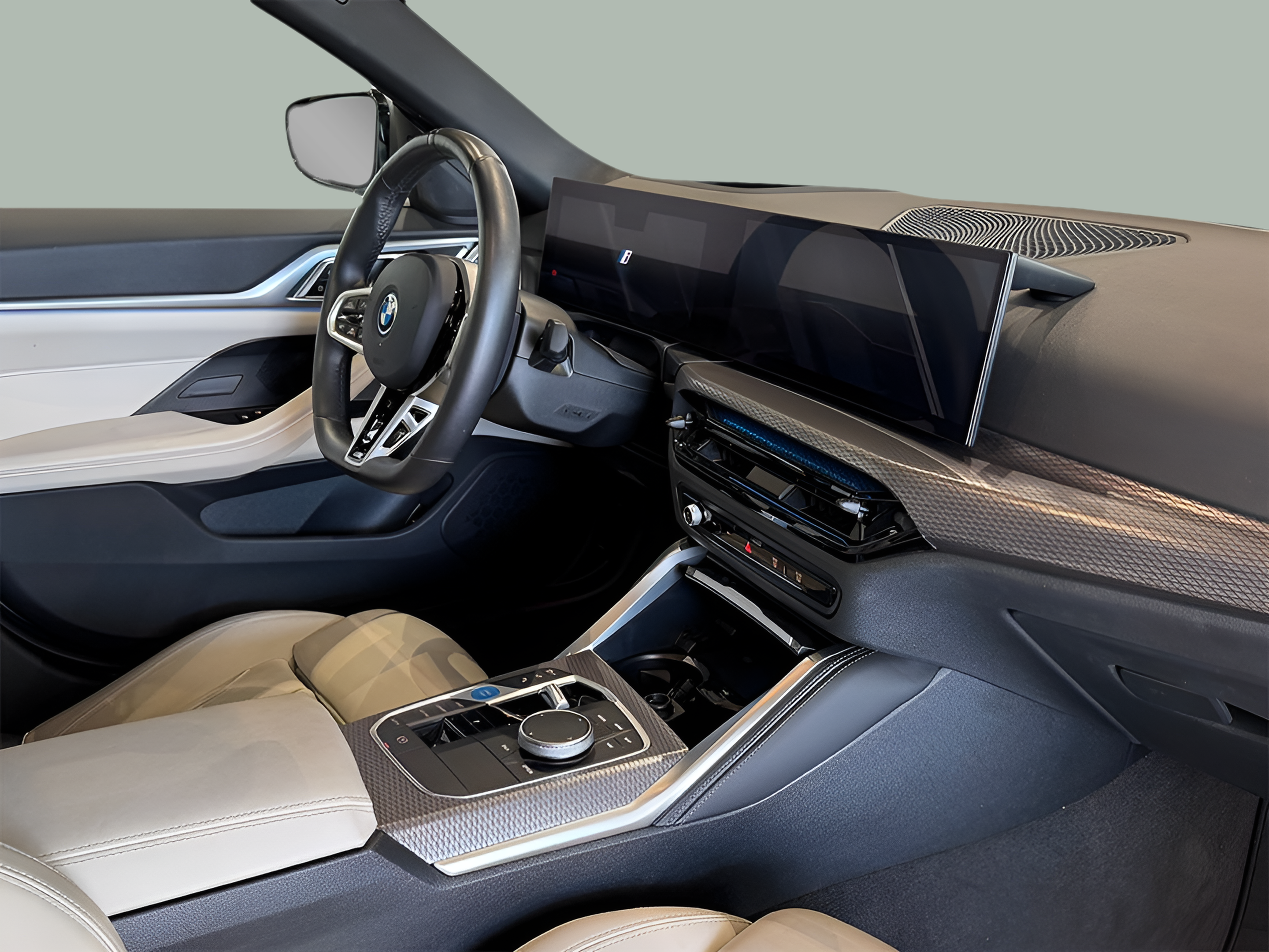 BMW i4 i4 eDrive40 color Gris. Año 2024. 250KW(340CV). Elétrico. En concesionario BMcar Braga de Braga