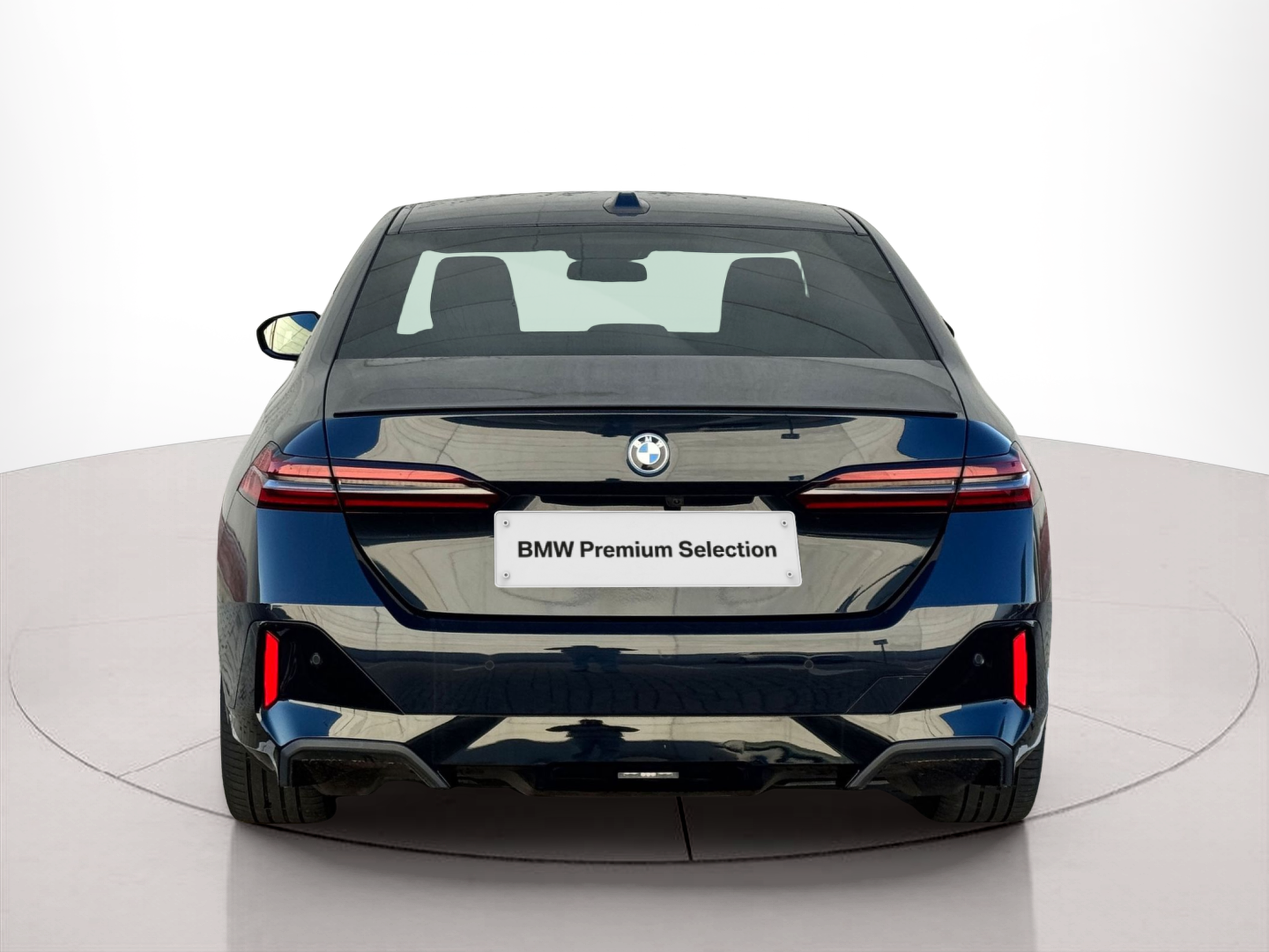 BMW i5 eDrive40 color Negro. Año 2024. 250KW(340CV). Elétrico. En concesionario BMcar Famalicão de Vila Nova de Famalicão