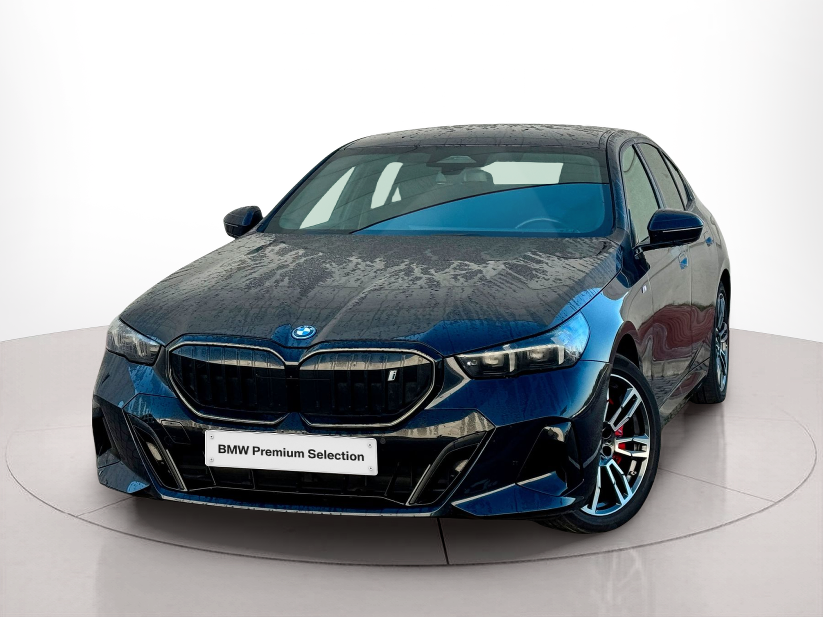 Fotos de BMW i5 eDrive40 color Negro. Año 2024. 250KW(340CV). Elétrico. En concesionario BMcar Famalicão de Vila Nova de Famalicão