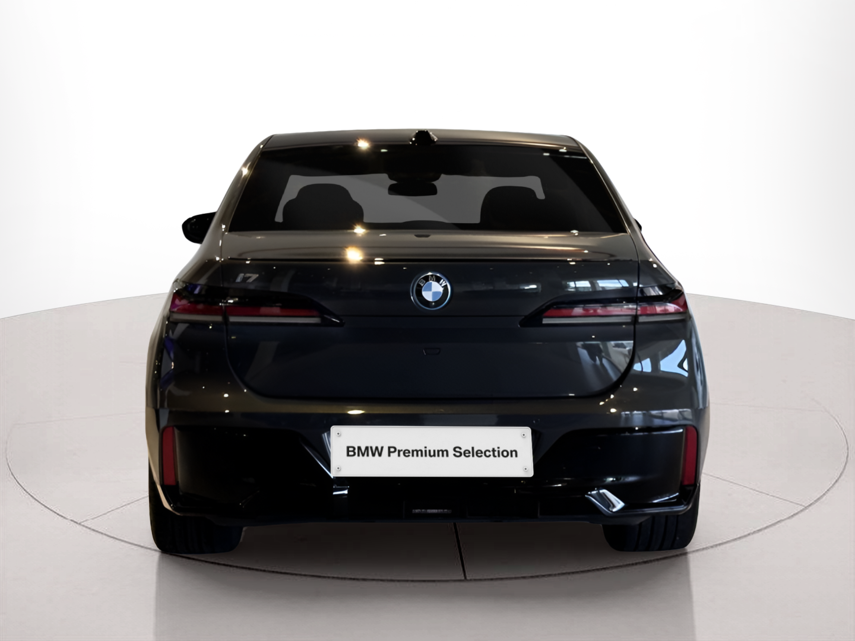 BMW I7 xDrive60 color Negro. Año 2023. 400KW(544CV). Elétrico. En concesionario BMcar Famalicão de Vila Nova de Famalicão