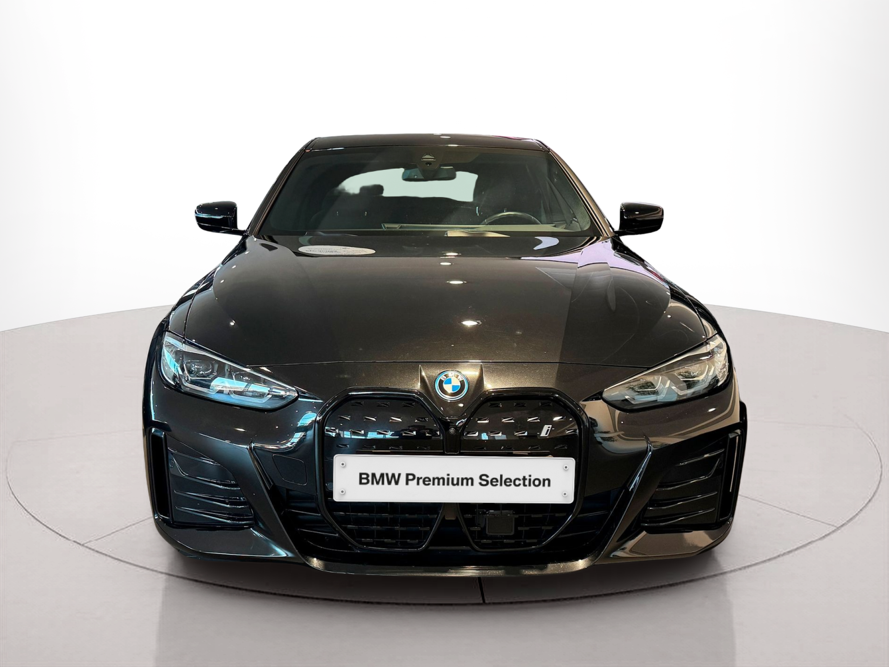 Fotos de BMW i4 i4 eDrive40 color Negro. Año 2024. 250KW(340CV). Elétrico. En concesionario BMcar Porto de Porto