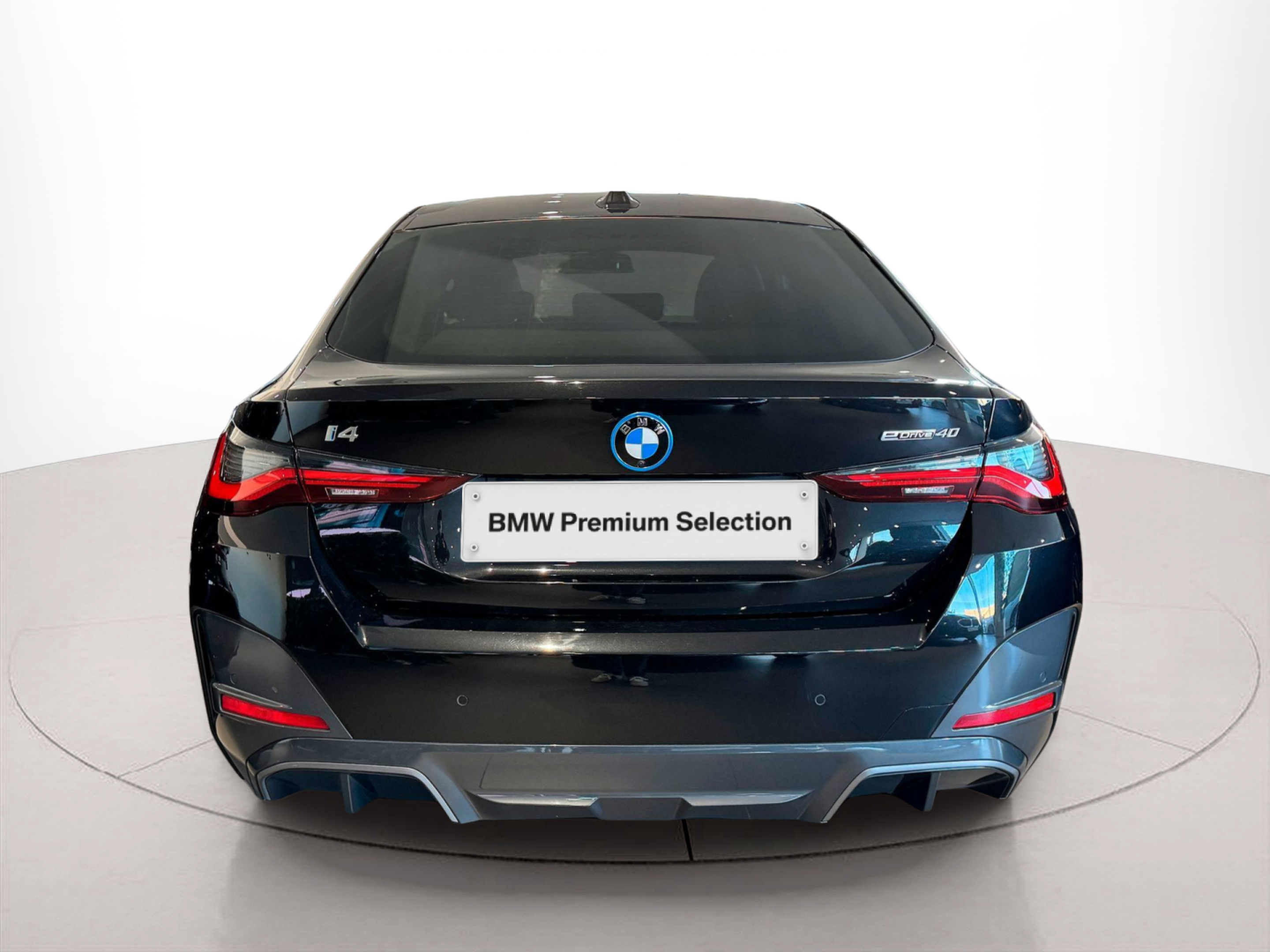 BMW i4 i4 eDrive40 color Negro. Año 2024. 250KW(340CV). Elétrico. En concesionario BMcar Porto de Porto