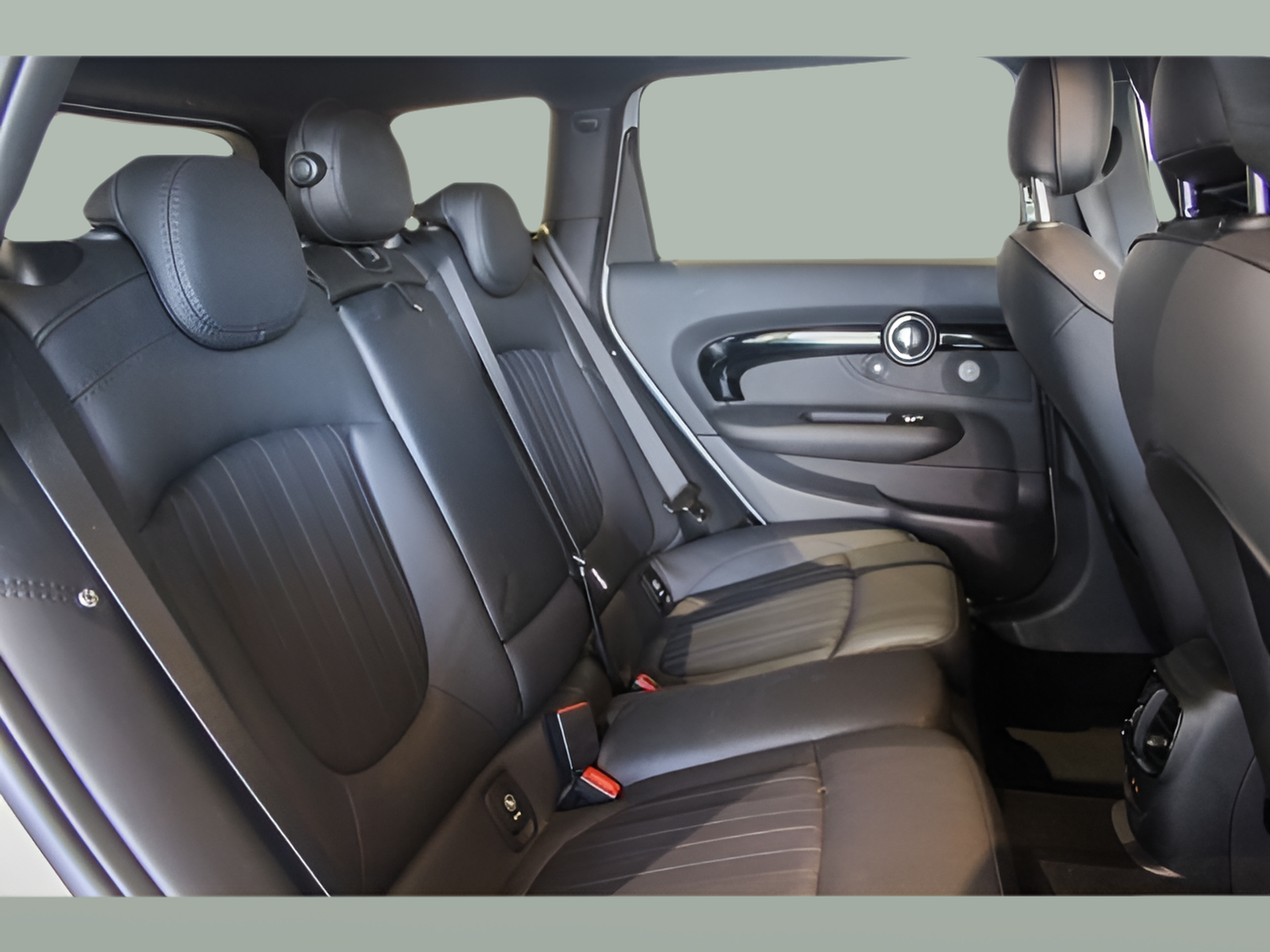 fotoG 7 del MINI MINI Clubman John Cooper Works ALL4 225 kW (306 CV) 306cv Gasolina de 2021 em Braga