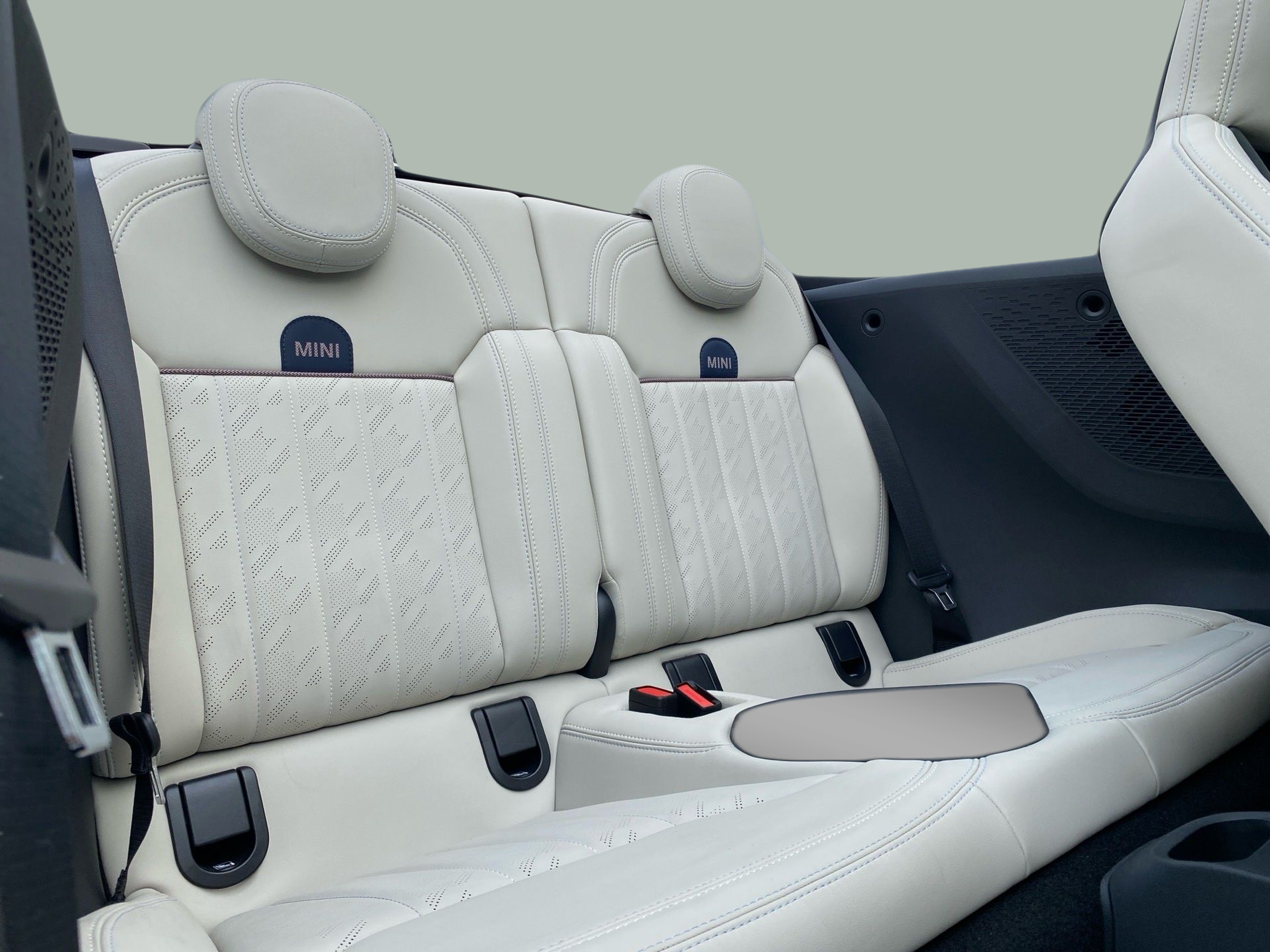 fotoG 8 del MINI MINI Cabrio Cooper 120 kW (163 CV) 163cv Gasolina de 2025 em Vila Nova de Gaia