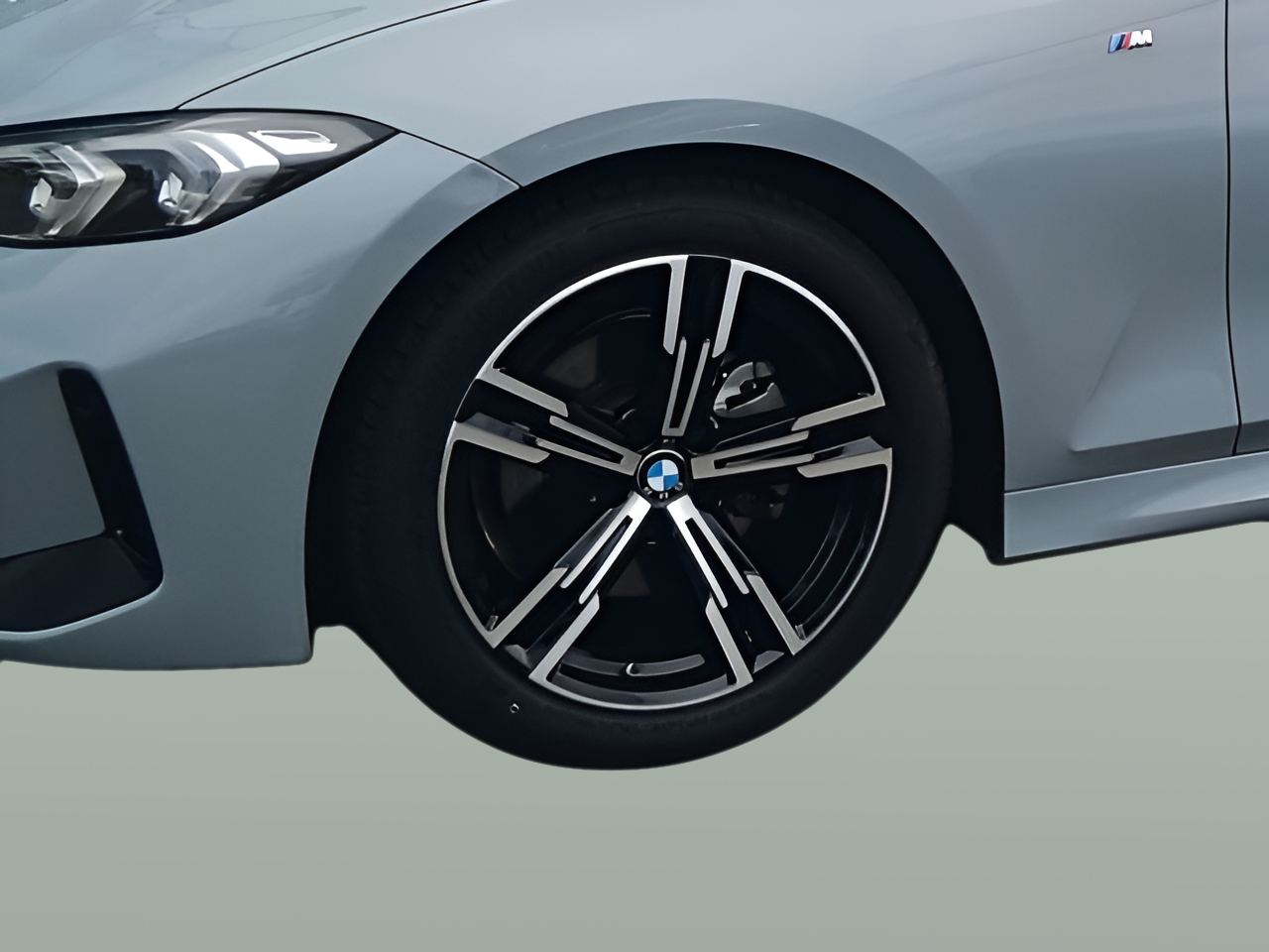 BMW Série 3 320d Touring color Gris Plata. Año 2023. 140KW(190CV). Diesel. En concesionario Caetano Baviera Porto de Porto