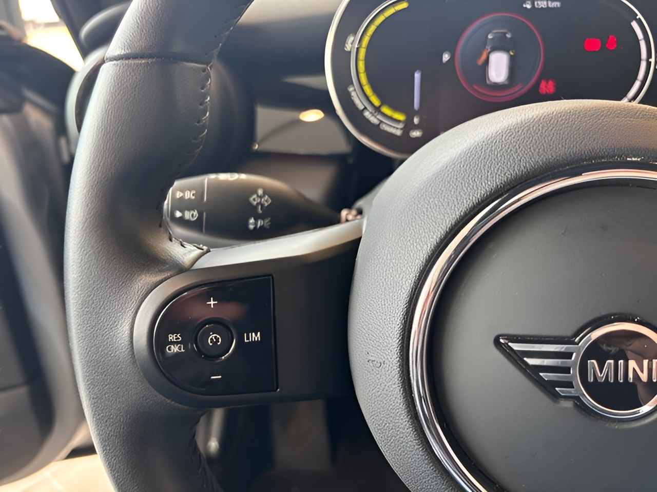 fotoG 11 del MINI MINI 3 Portas Cooper S E 135 kW (184 CV) 184cv Elétrico de 2023 em Vila Nova de Gaia