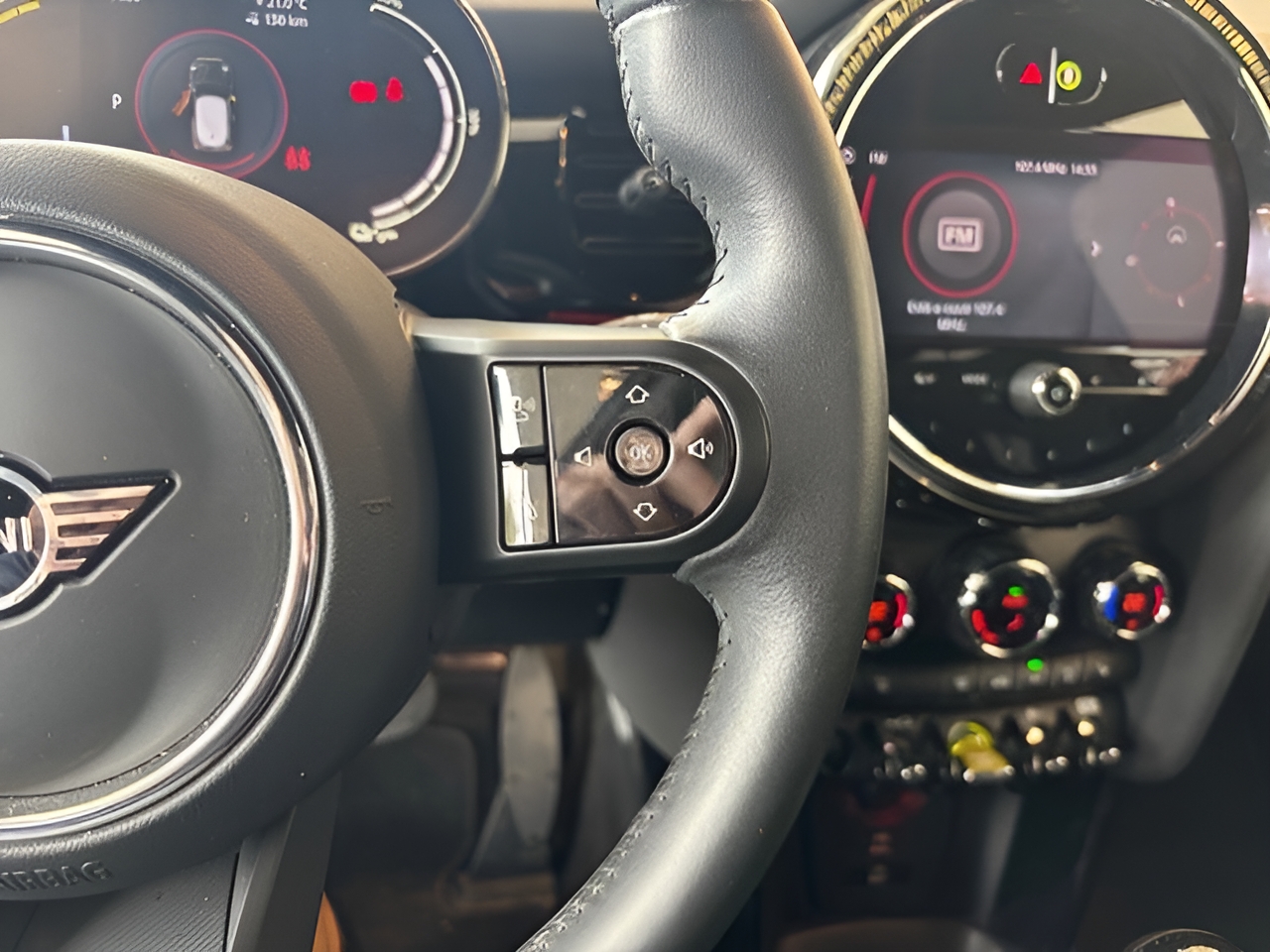 fotoG 16 del MINI MINI 3 Portas Cooper S E 135 kW (184 CV) 184cv Elétrico de 2023 em Vila Nova de Gaia