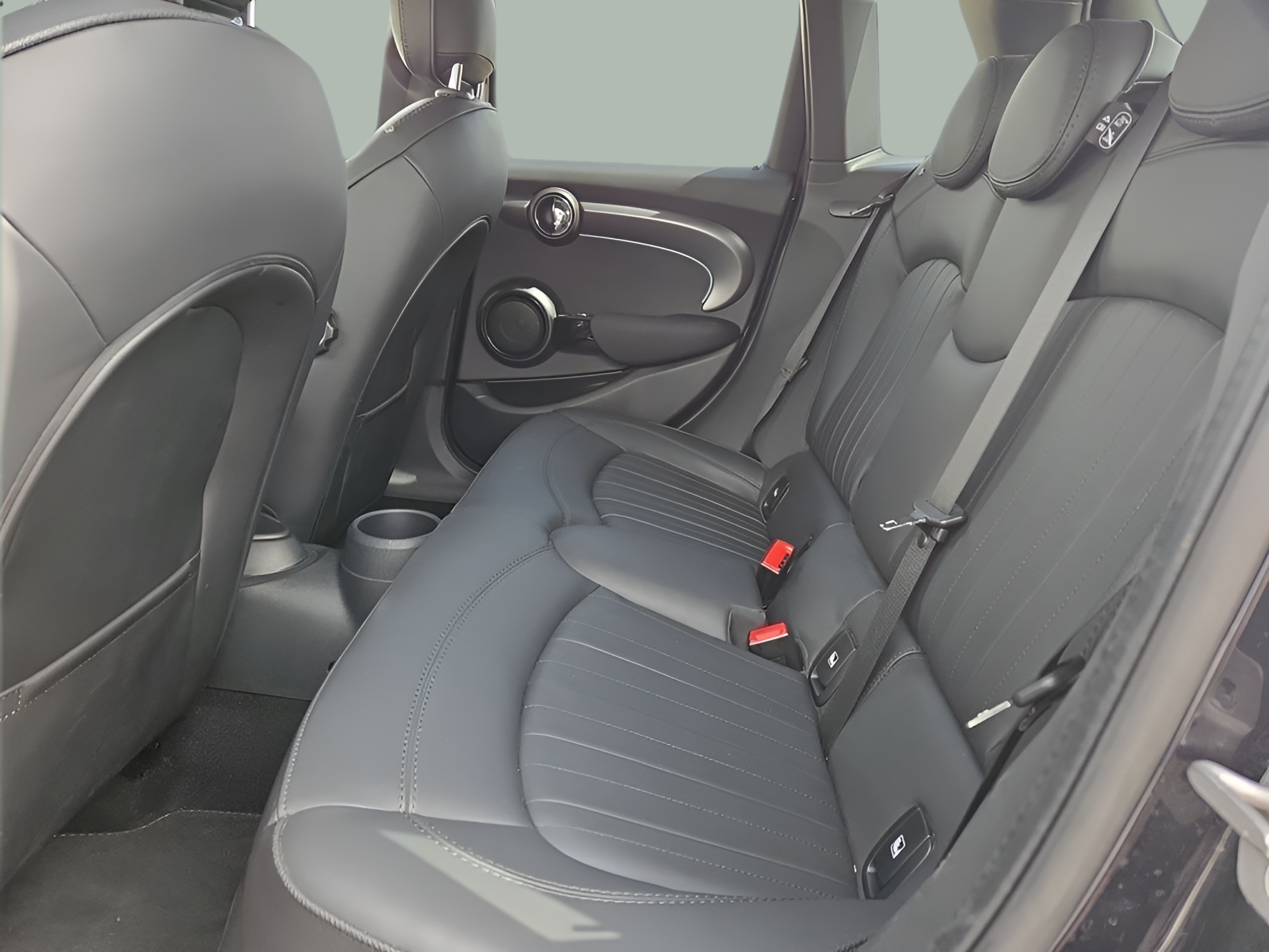 fotoG 7 del MINI MINI 5 Portas Cooper S 131 kW (178 CV) 178cv Gasolina de 2024 em Vila Nova de Gaia