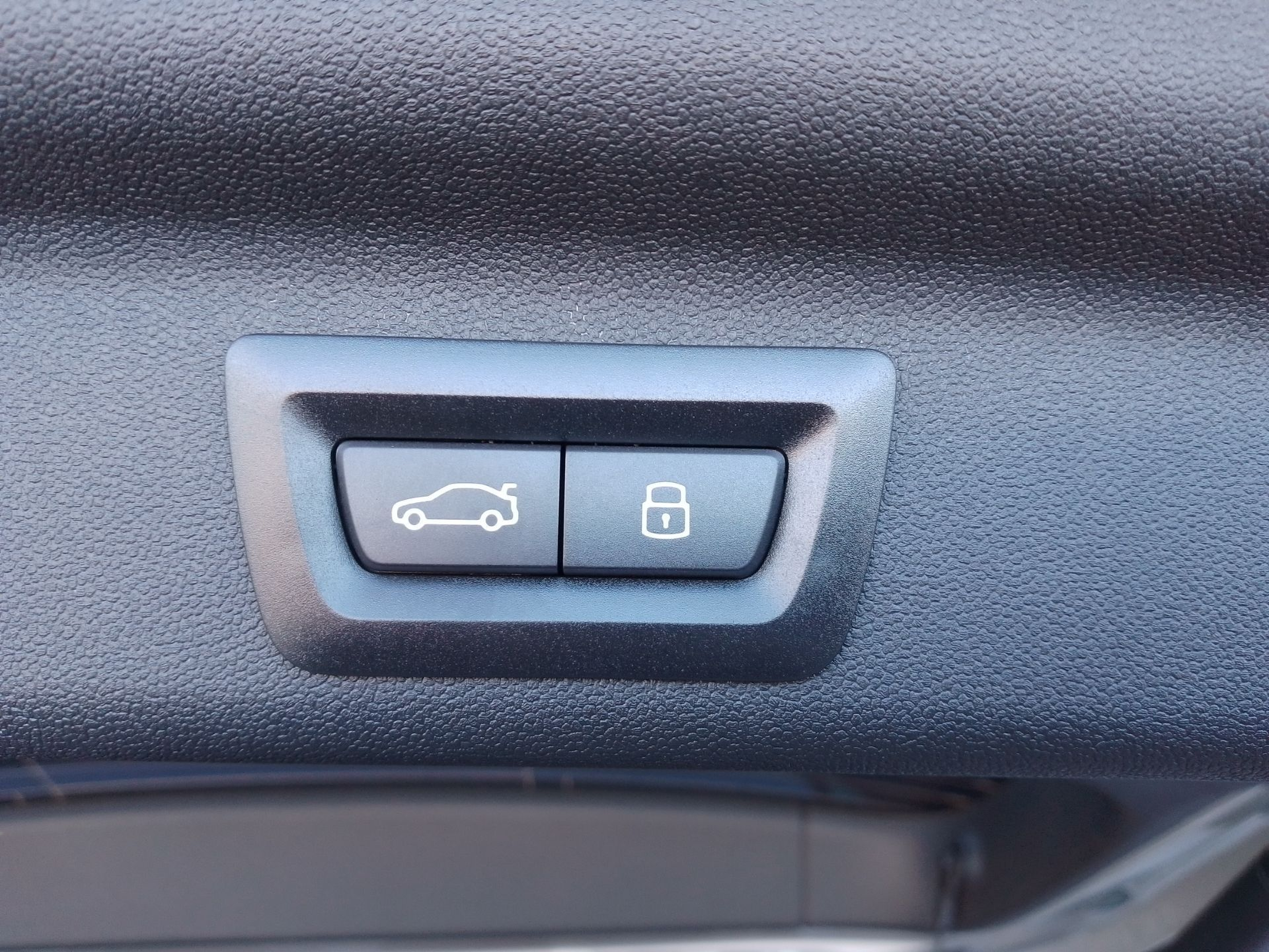 fotoG 22 del MINI MINI Countryman Cooper 125 kW (170 CV) 170cv Gasolina de 2024 em Vila Nova de Gaia