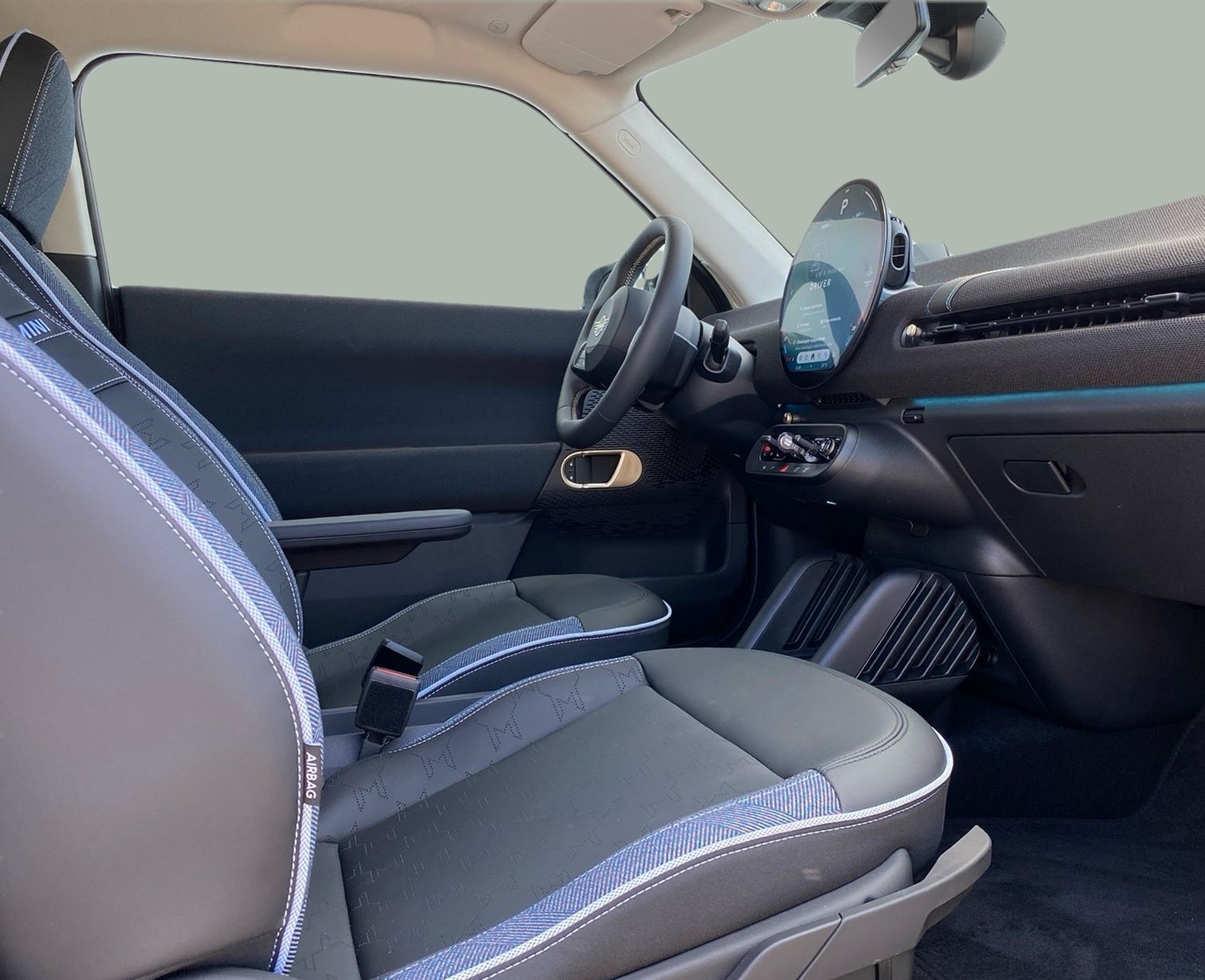 fotoG 7 del MINI MINI 3 Portas Cooper E 135 kW (184 CV) 184cv Elétrico de 2024 em Vila Nova de Gaia