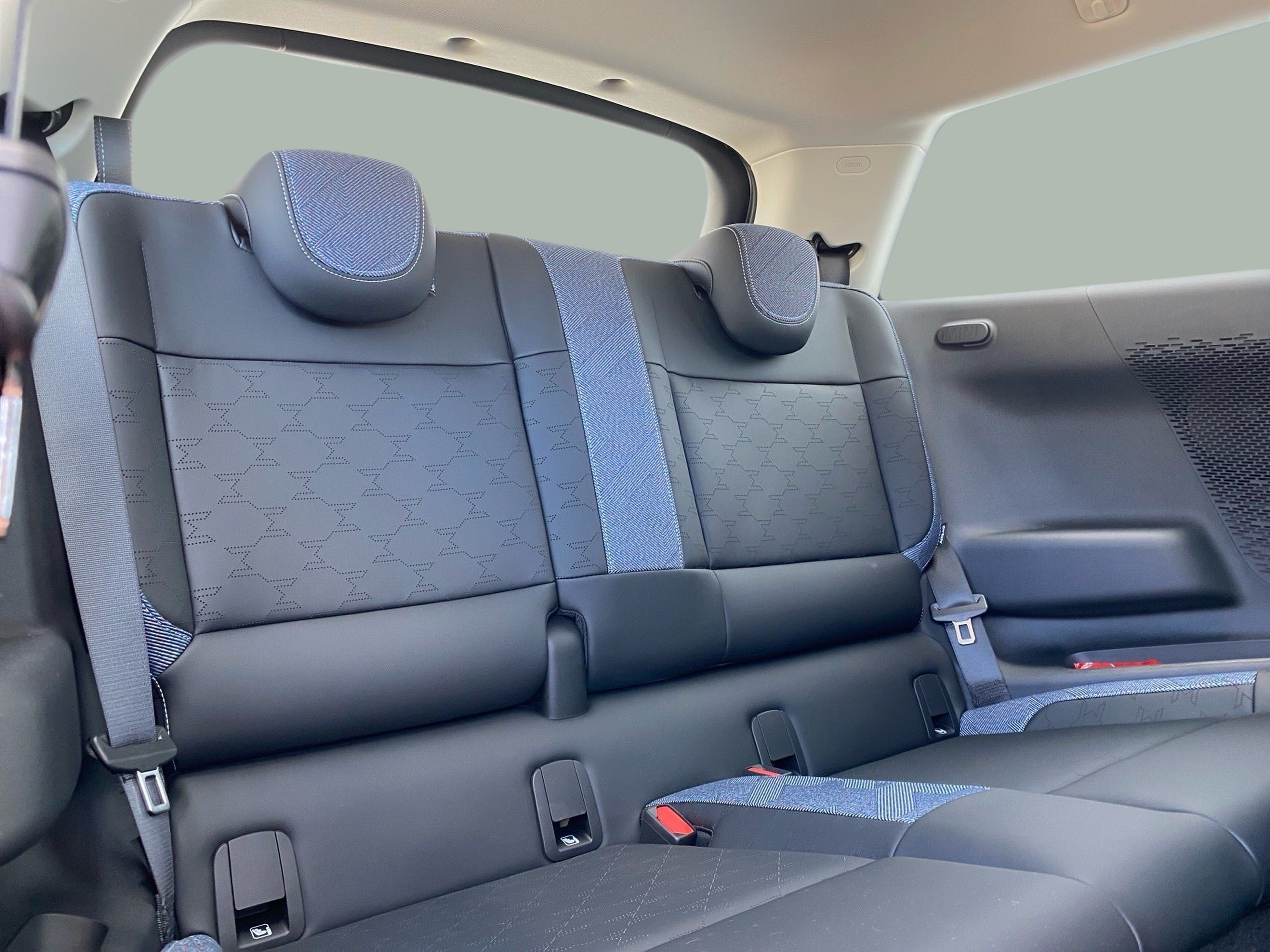 fotoG 8 del MINI MINI 3 Portas Cooper E 135 kW (184 CV) 184cv Elétrico de 2024 em Vila Nova de Gaia