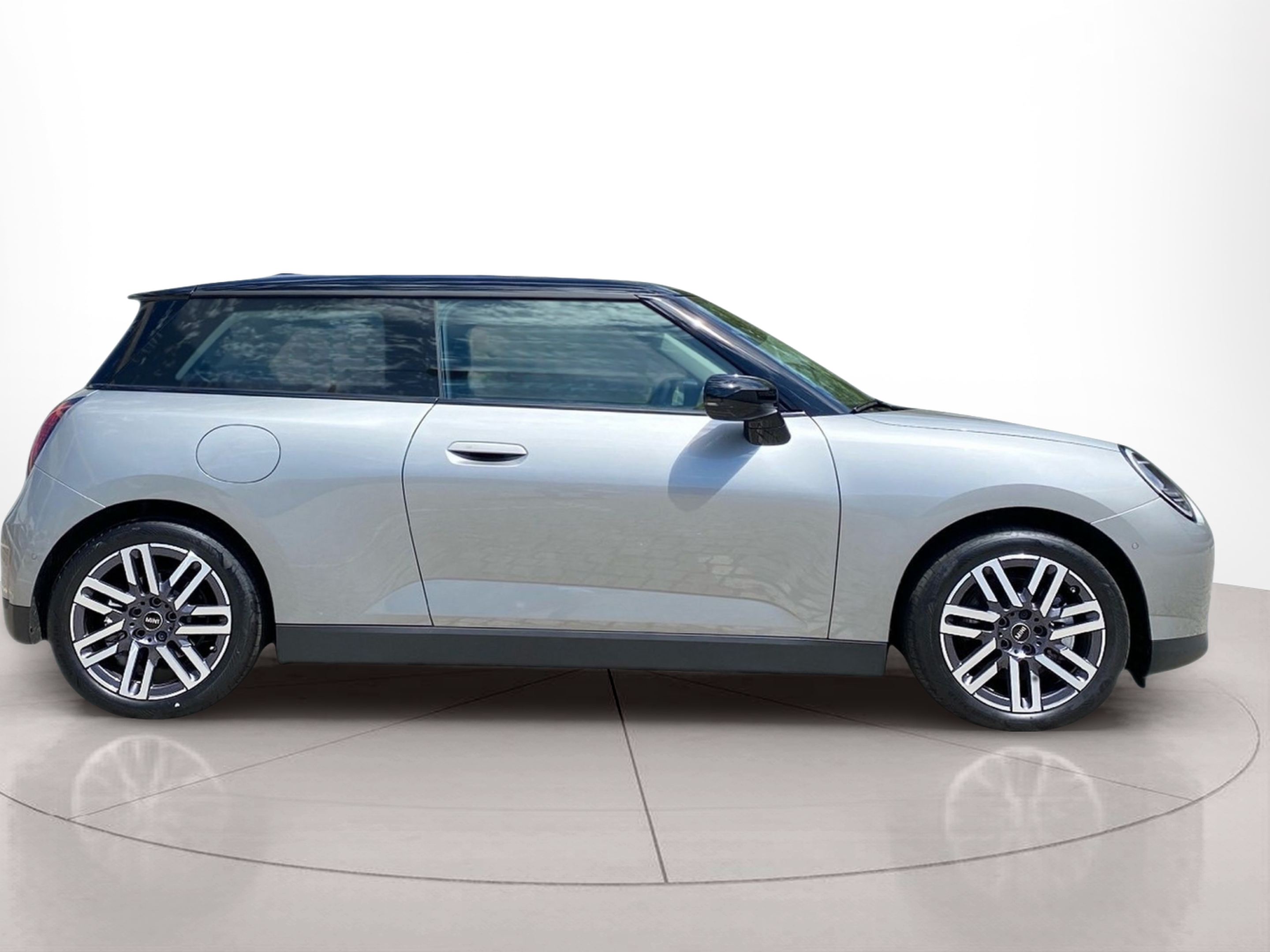 Fotos de MINI 3 Portas Cooper E 135 kW (184 CV)