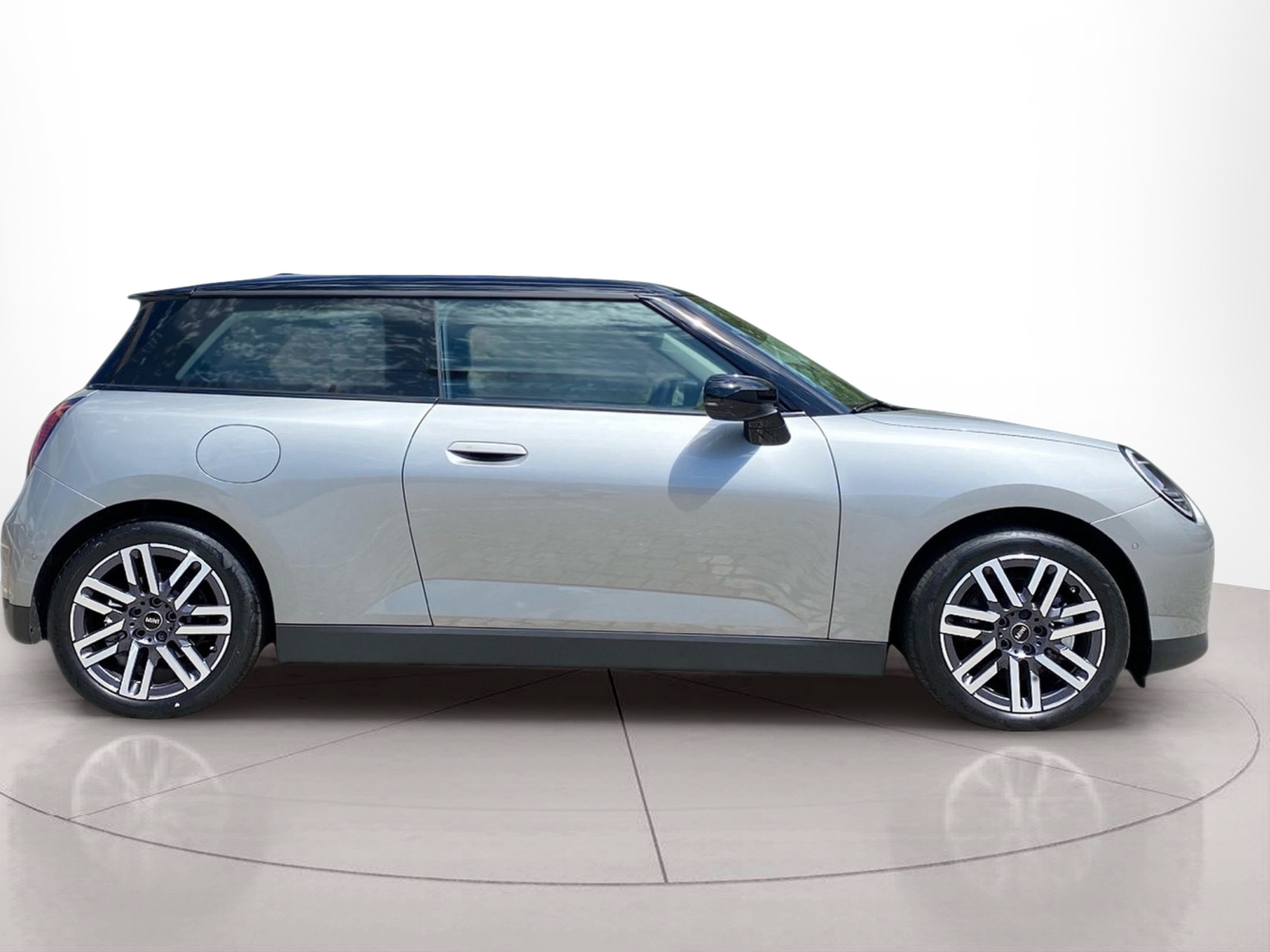 Fotos de MINI 3 Portas Cooper E 135 kW (184 CV)