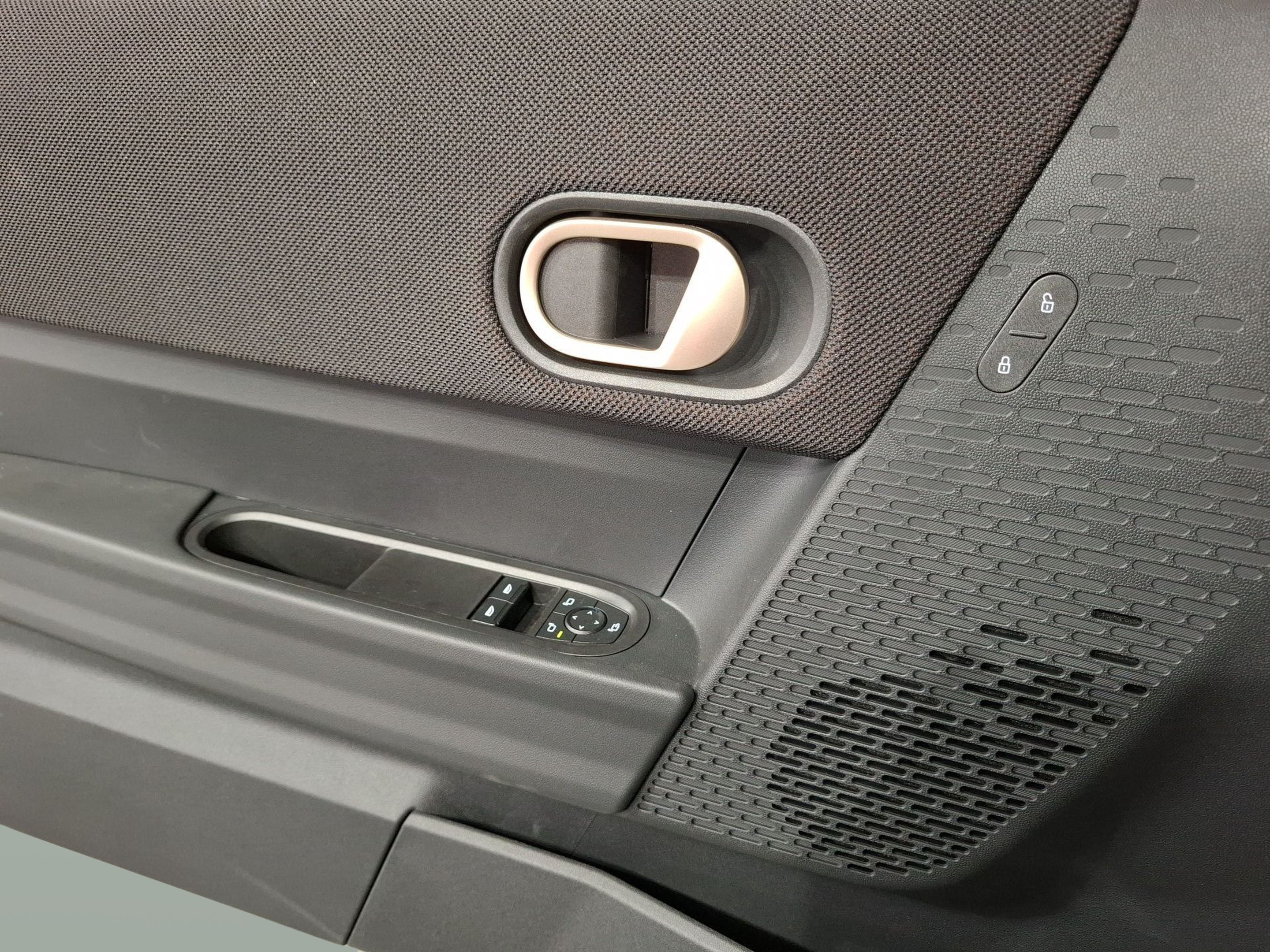 fotoG 17 del MINI MINI 3 Portas Cooper S 150 kW (204 CV) 204cv Gasolina de 2025 em Vila Nova de Gaia