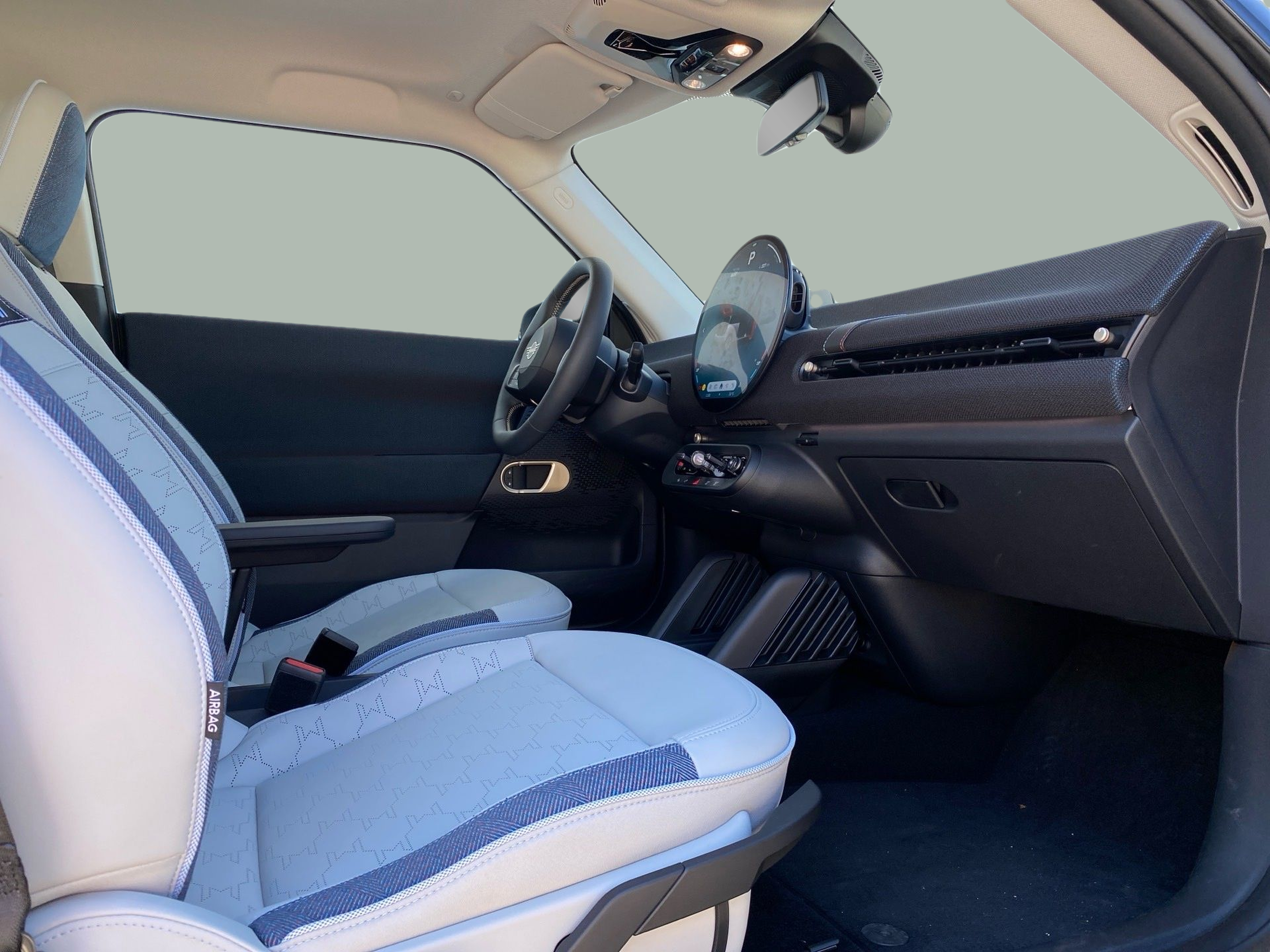 fotoG 7 del MINI MINI 3 Portas Cooper E 135 kW (184 CV) 184cv Elétrico de 2025 em Vila Nova de Gaia