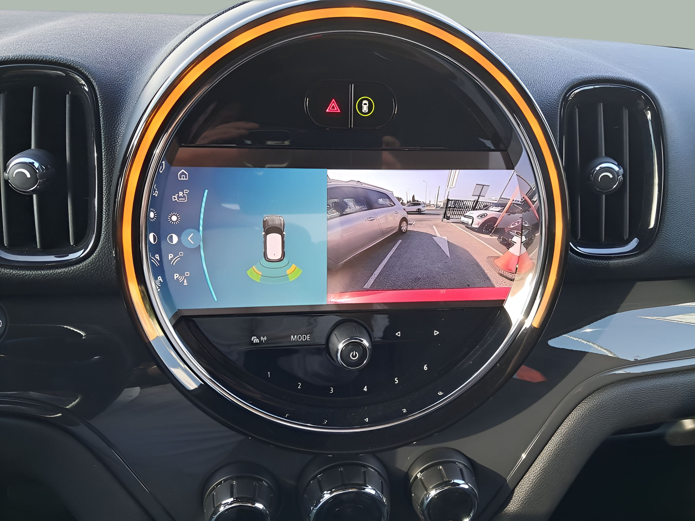 fotoG 15 del MINI MINI Countryman Cooper D 110 kW (150 CV) 150cv Diesel de 2023 em Vila Nova de Gaia