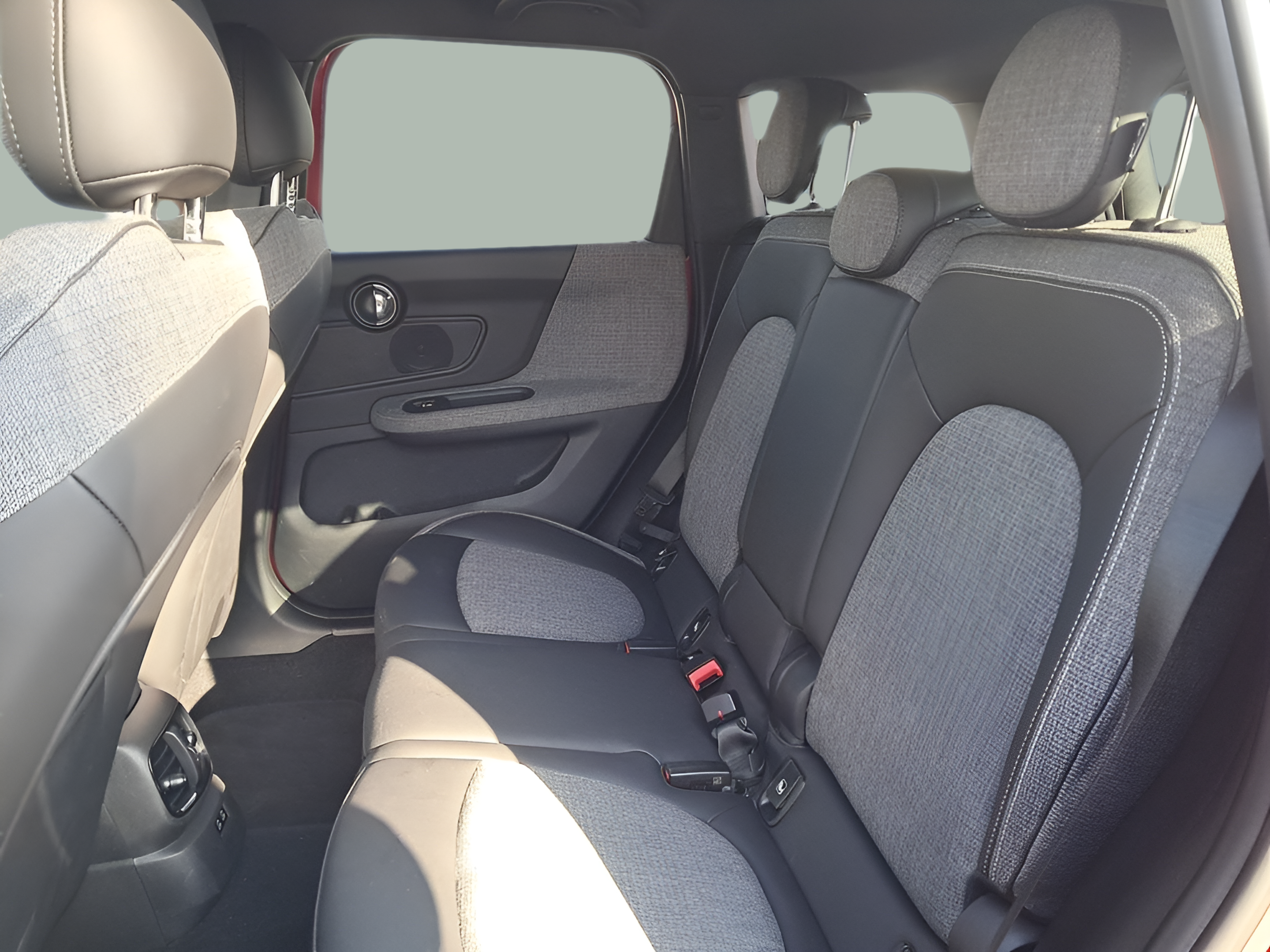 fotoG 8 del MINI MINI Countryman Cooper D 110 kW (150 CV) 150cv Diesel de 2023 em Vila Nova de Gaia