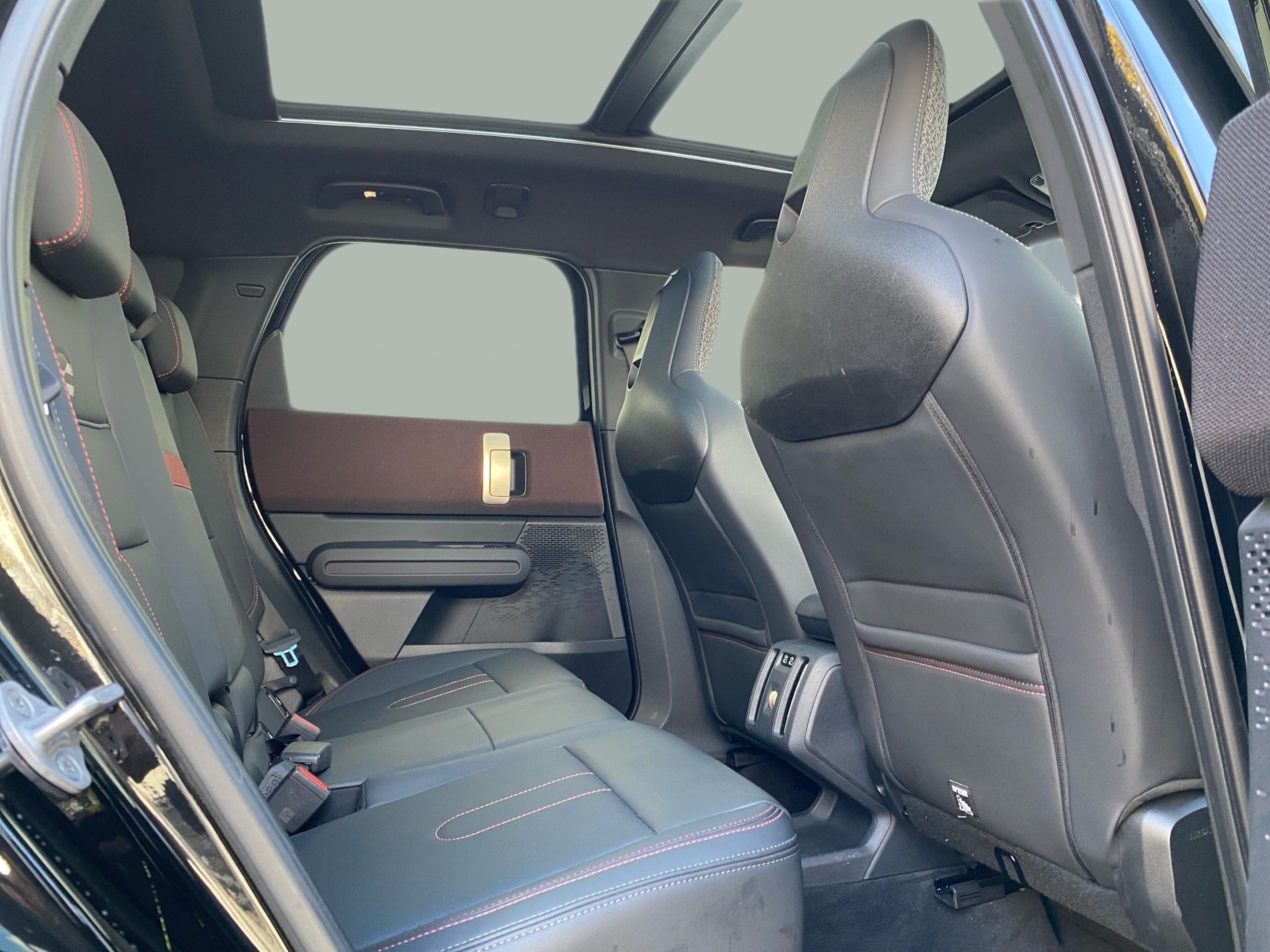 fotoG 8 del MINI MINI Countryman D 120 kW (163 CV) 163cv Diesel de 2024 em Vila Nova de Gaia