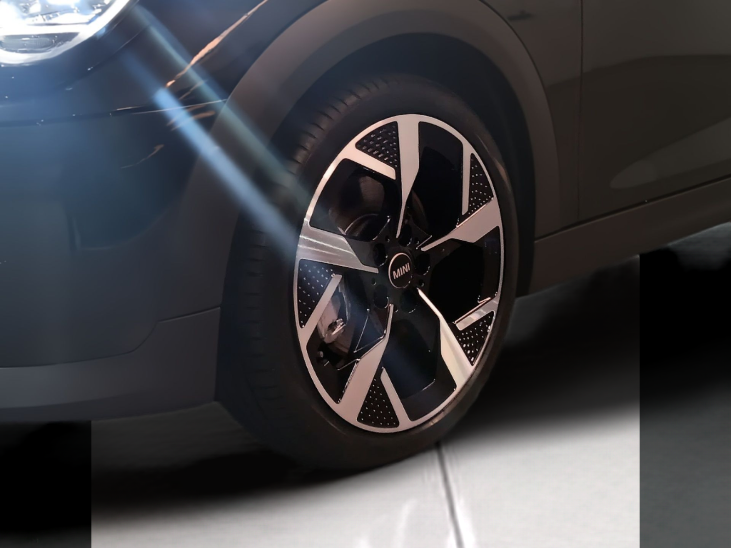 fotoG 13 del MINI MINI 5 Portas Cooper 115 kW (156 CV) 156cv Gasolina de 2024 em Vila Nova de Gaia